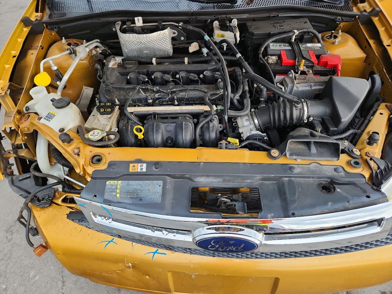 2009 Ford Focus Se Gold vin: 1FAHP35N39W205865