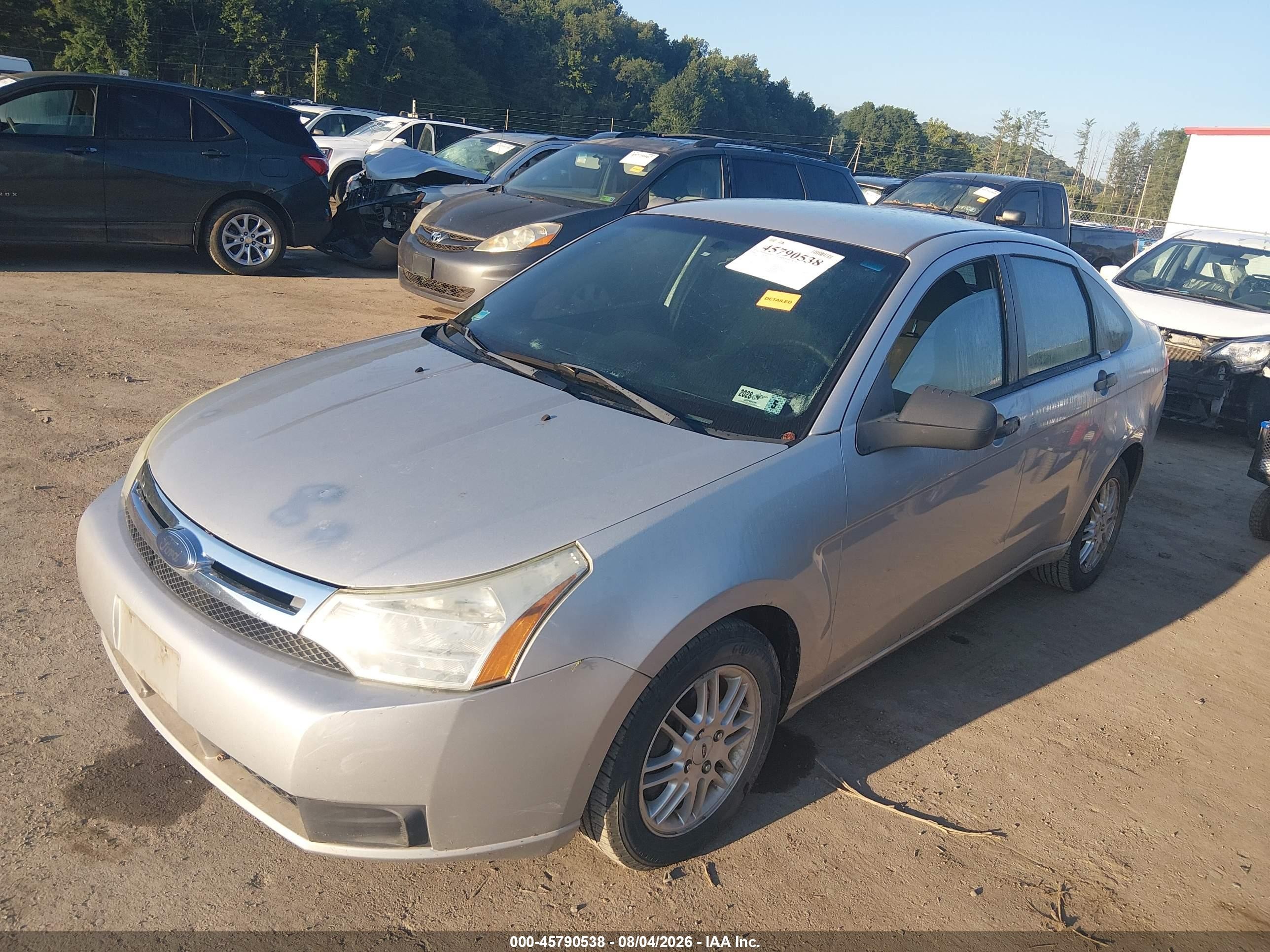2009 Ford Focus Se Silver vin: 1FAHP35N39W217191