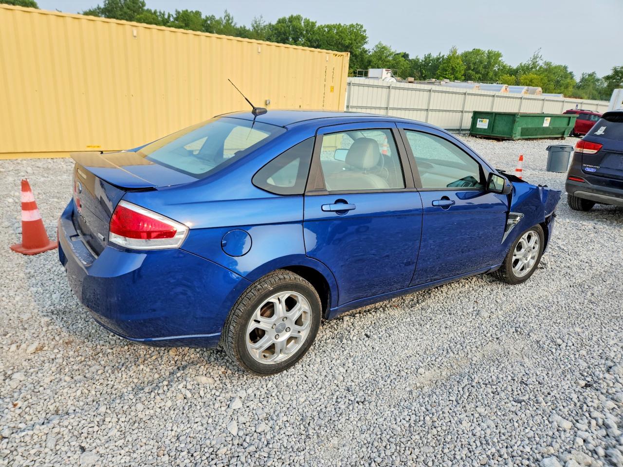 2008 Ford Focus Se Blue vin: 1FAHP35N48W100749
