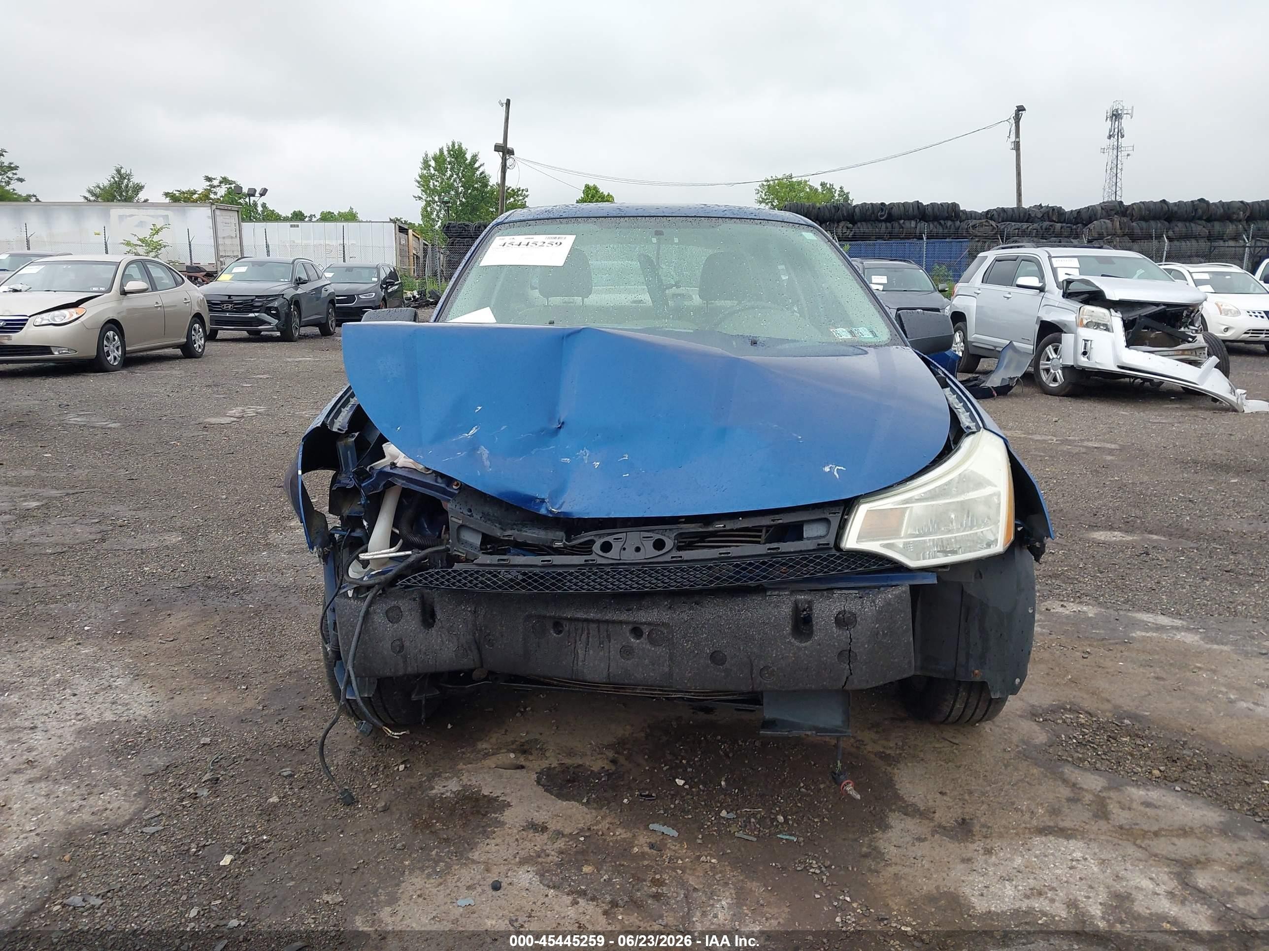 2008 Ford Focus Se/ses Blue vin: 1FAHP35N48W132522