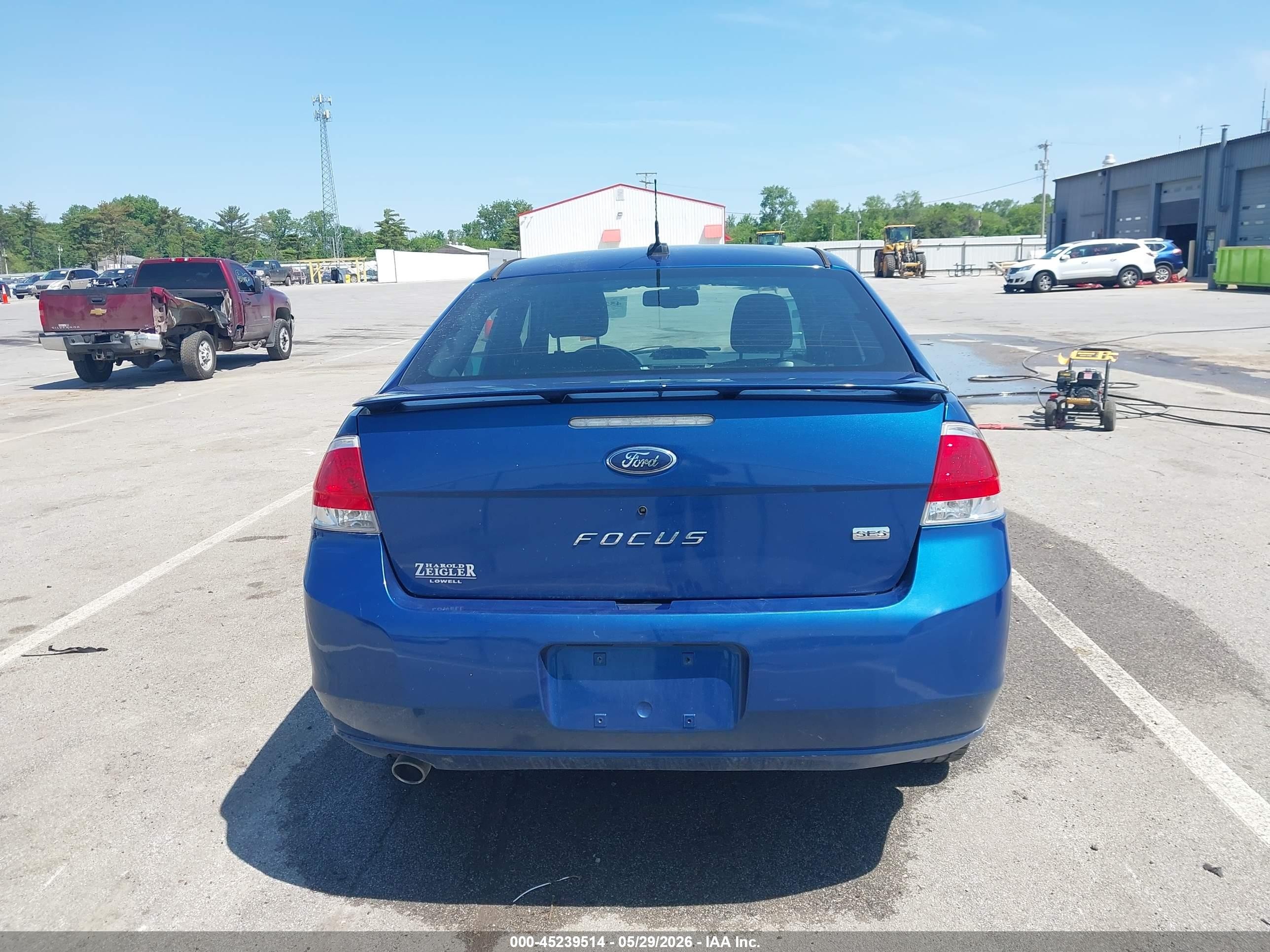 2008 Ford Focus Se/ses Blue vin: 1FAHP35N48W171661