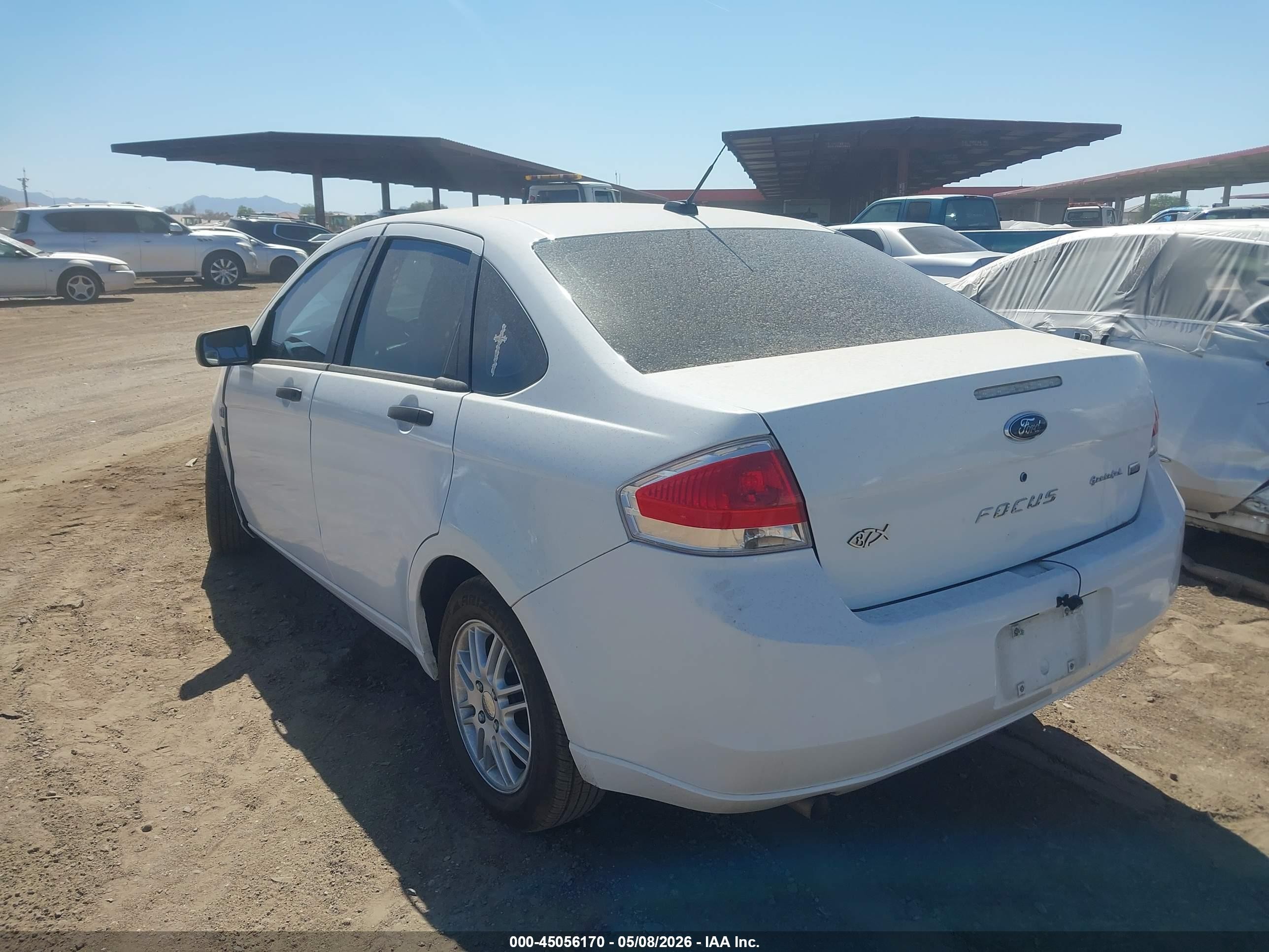 2008 Ford Focus Se/ses White vin: 1FAHP35N48W200656