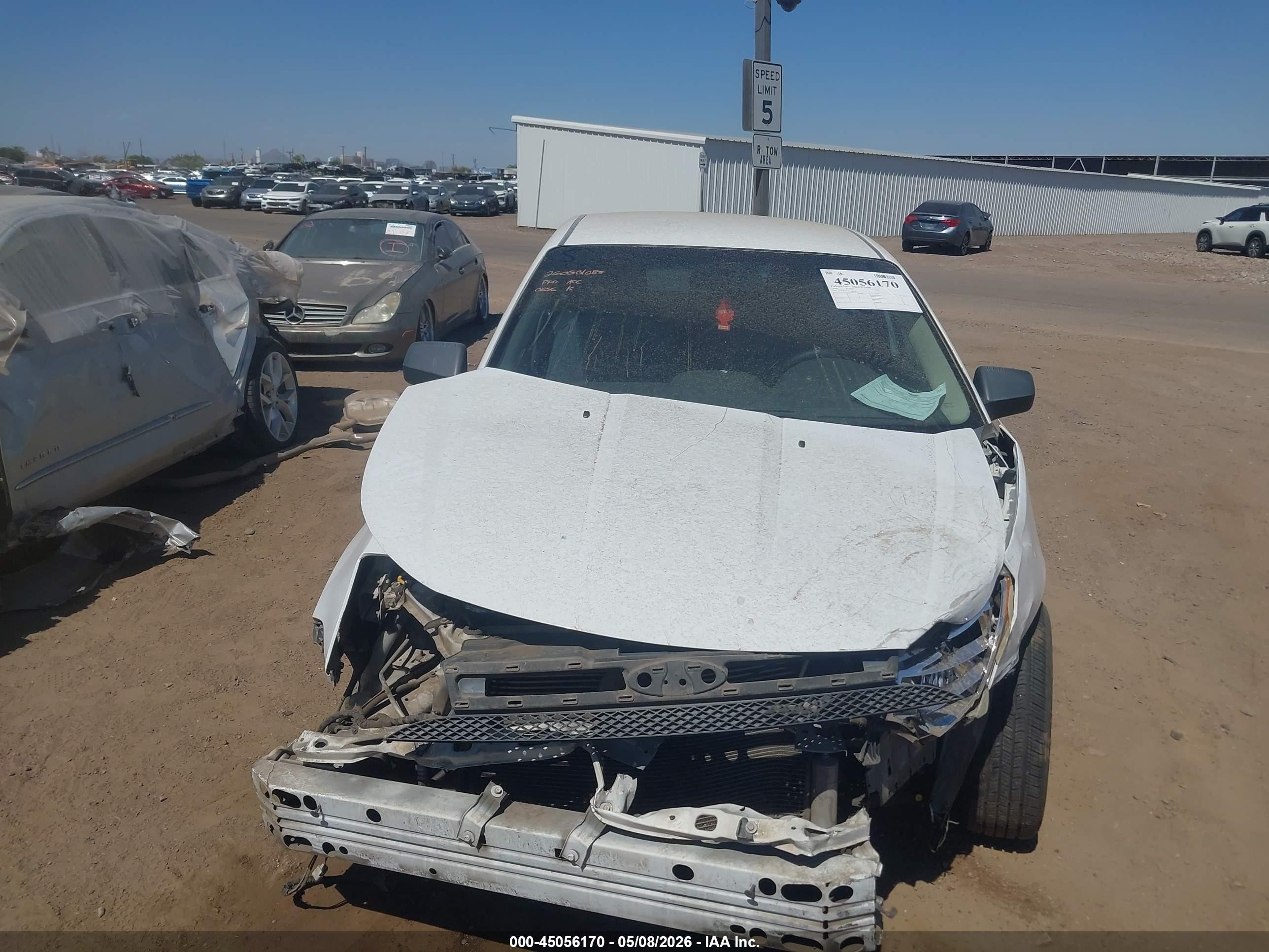 2008 Ford Focus Se/ses White vin: 1FAHP35N48W200656