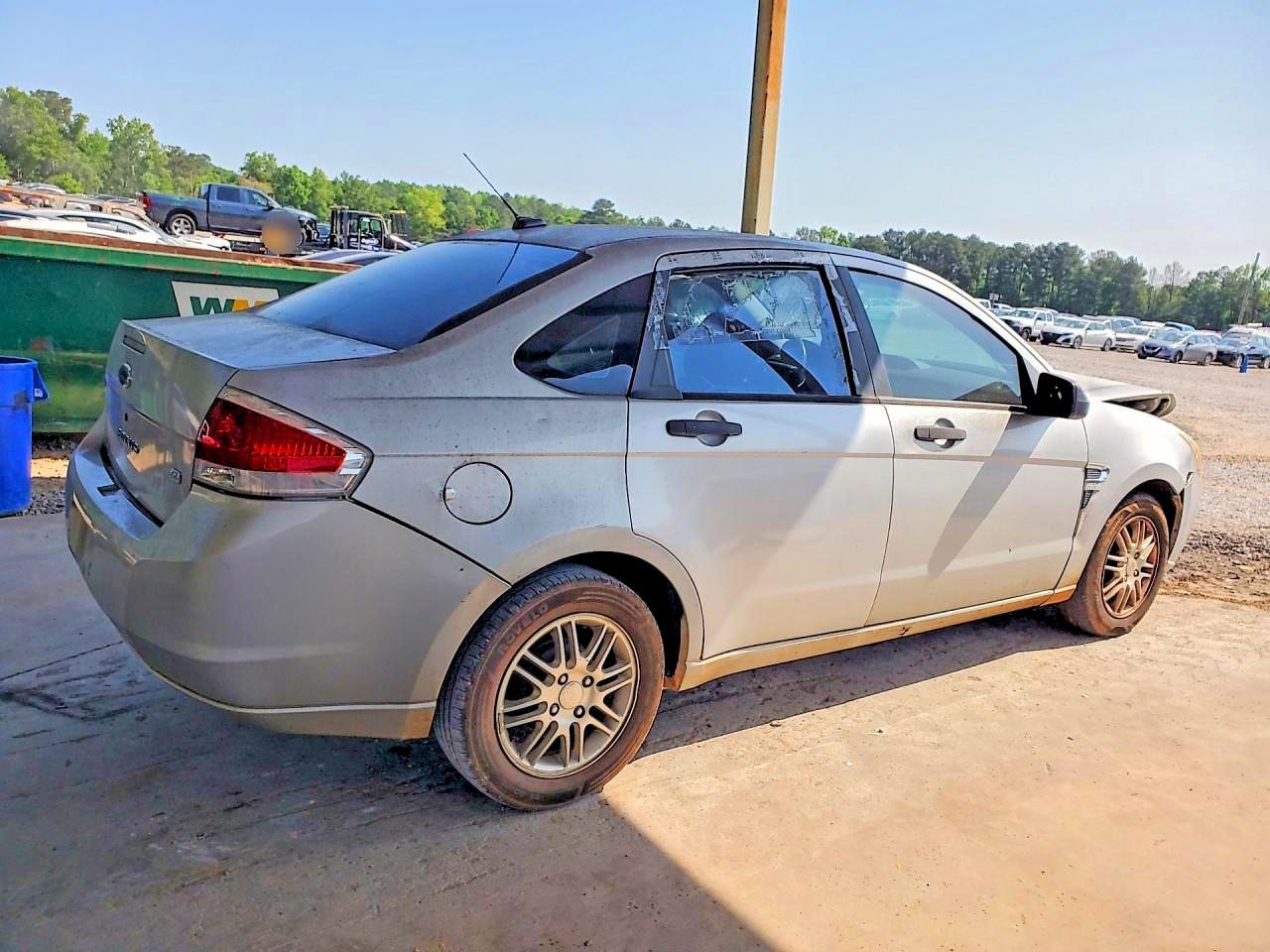 2008 Ford Focus Se Silver vin: 1FAHP35N48W216002