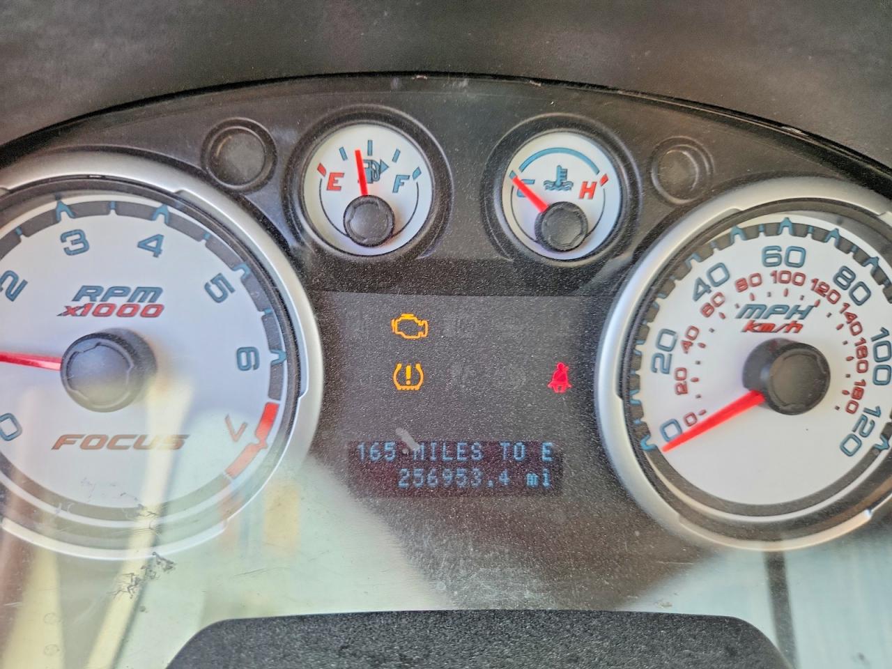 2008 Ford Focus Se White vin: 1FAHP35N48W222527