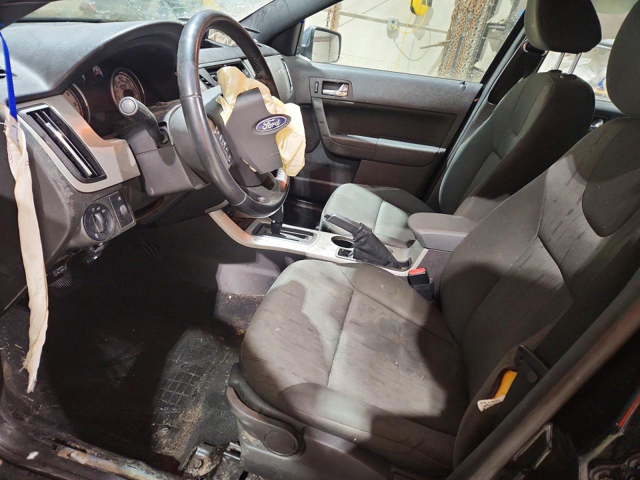 2008 Ford Focus Se Черный vin: 1FAHP35N48W256063