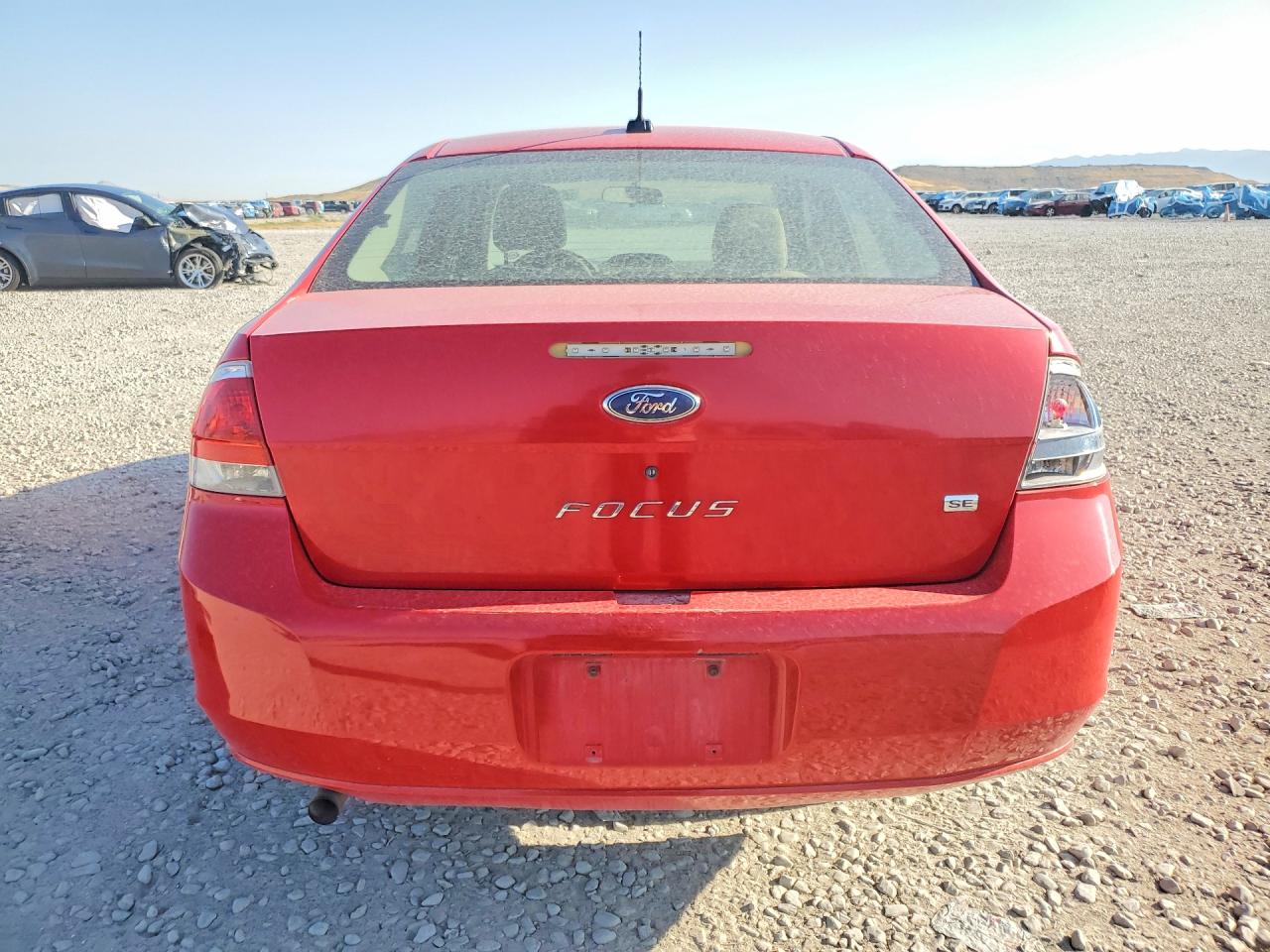 2008 Ford Focus Se Red vin: 1FAHP35N48W269783