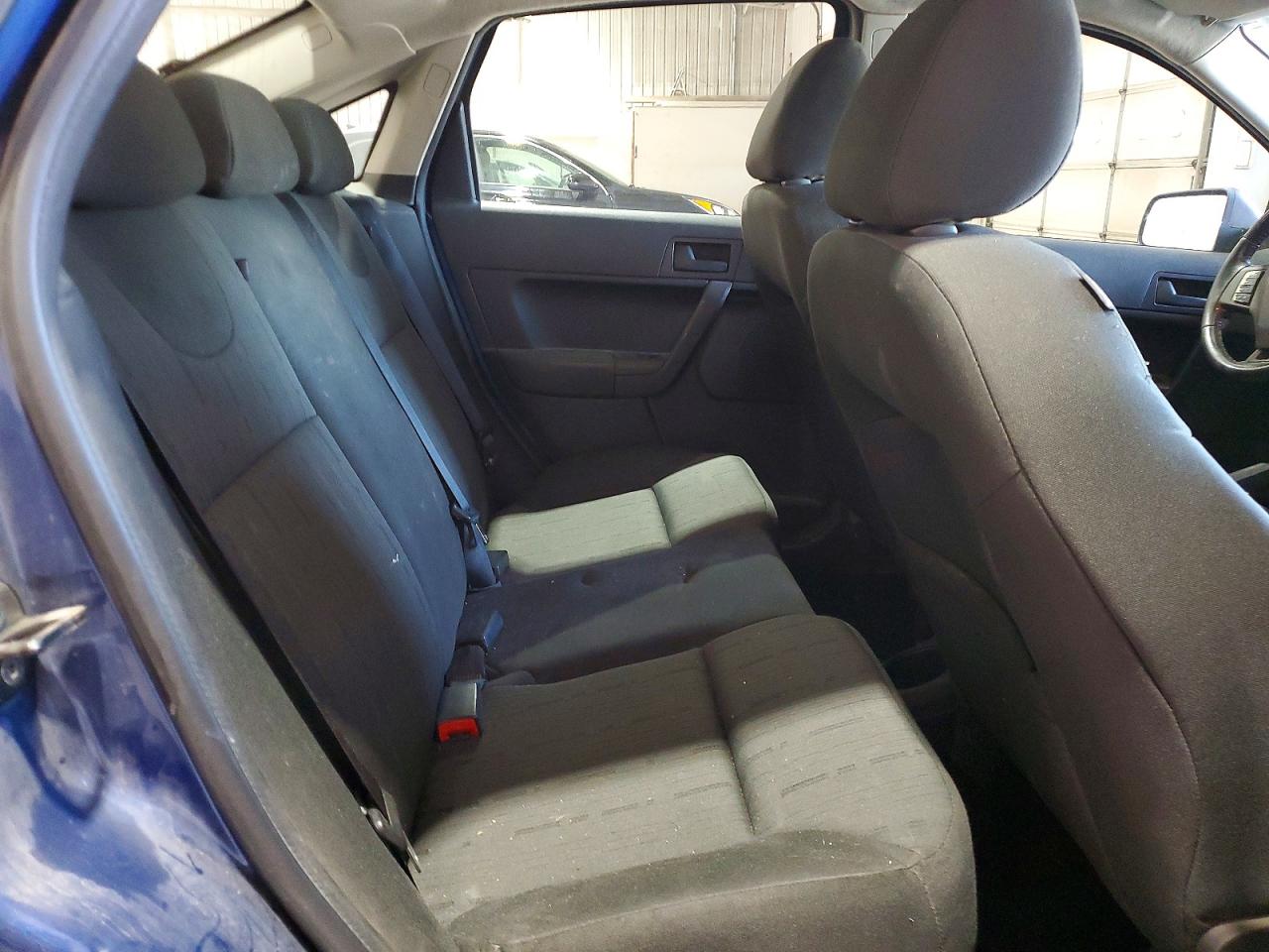 2009 Ford Focus Se Синий vin: 1FAHP35N49W123787
