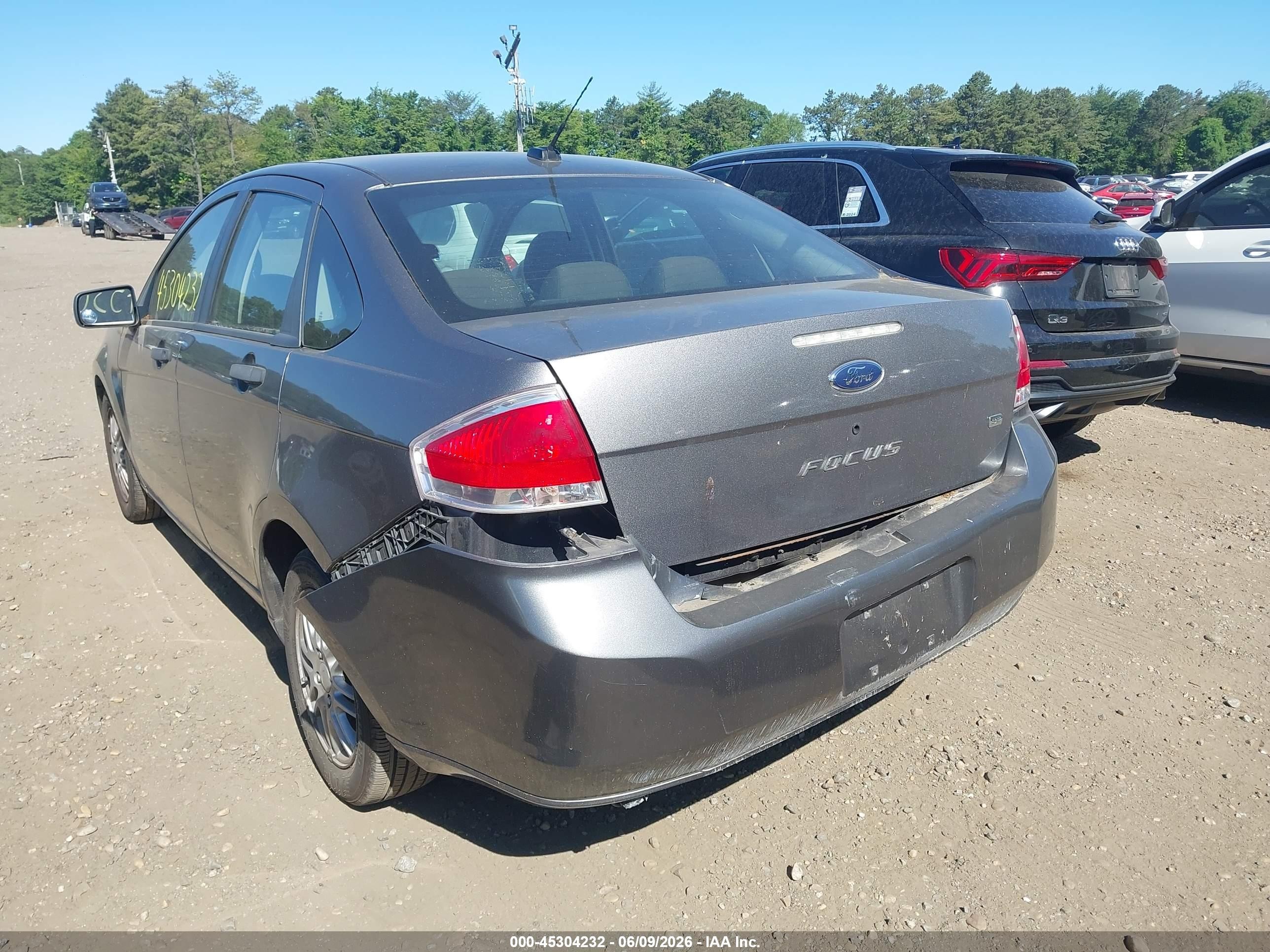 2009 Ford Focus Se Gray vin: 1FAHP35N49W137964