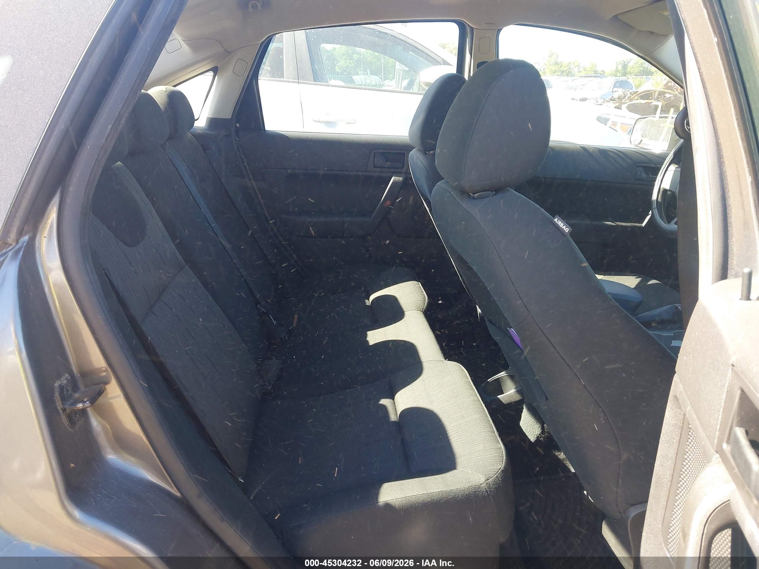 2009 Ford Focus Se Gray vin: 1FAHP35N49W137964