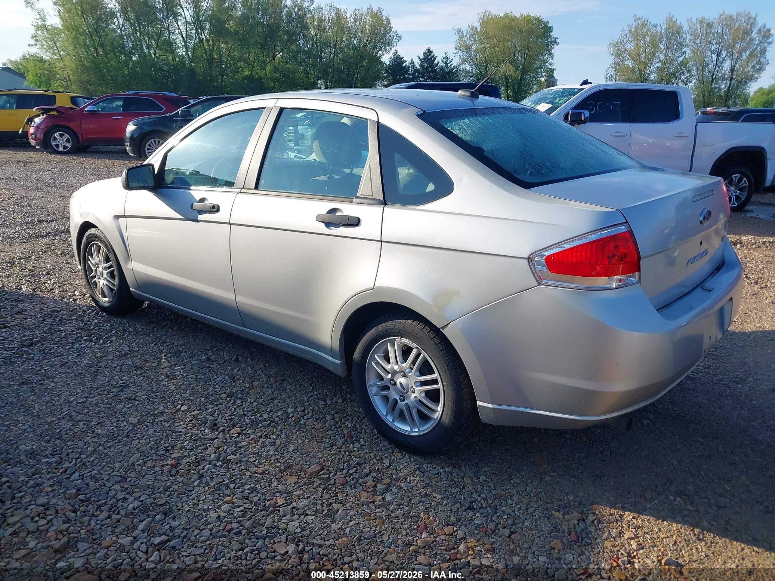 2009 Ford Focus Se Серебряный vin: 1FAHP35N49W138726