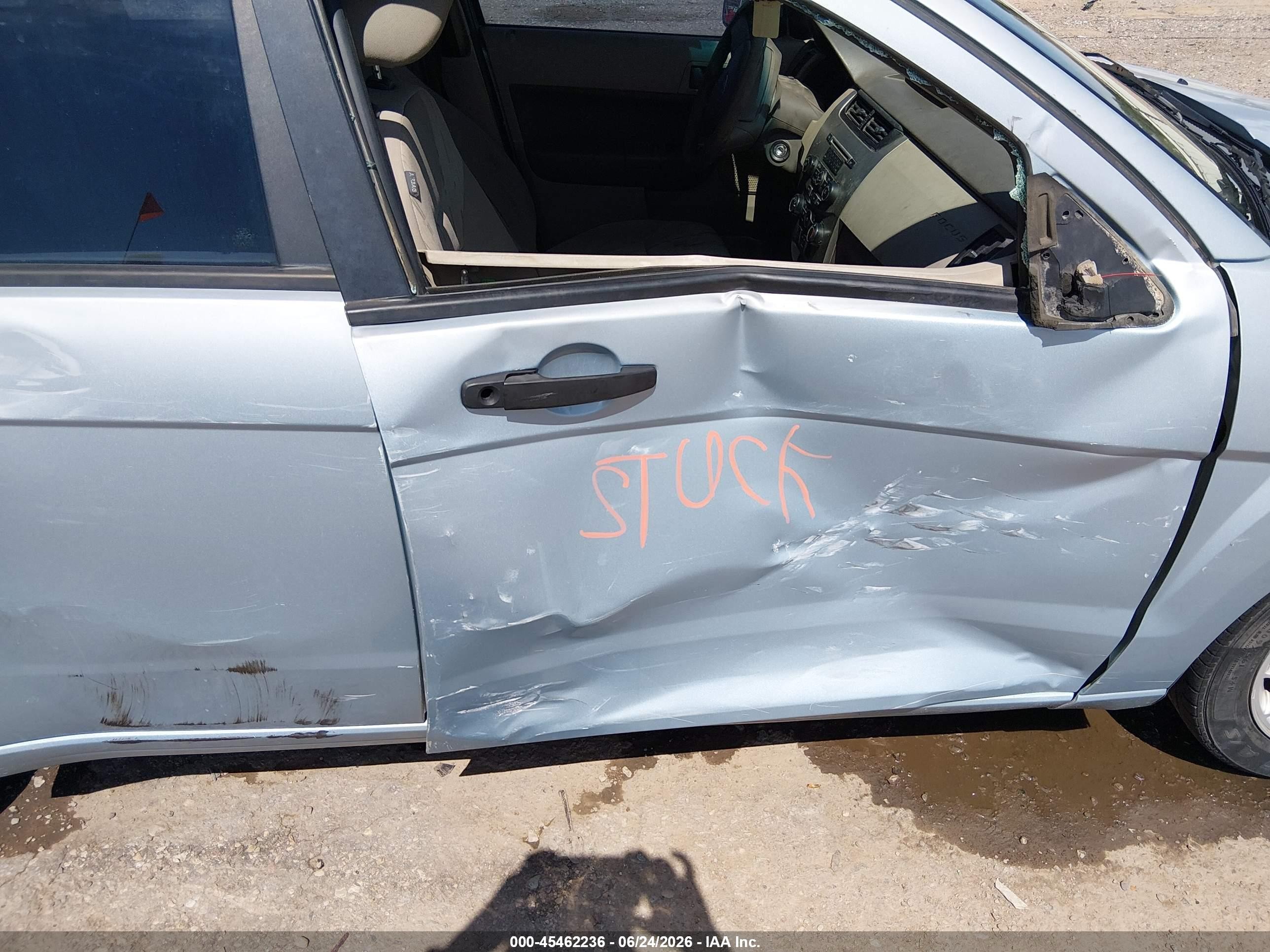 2009 Ford Focus Se Blue vin: 1FAHP35N49W149063