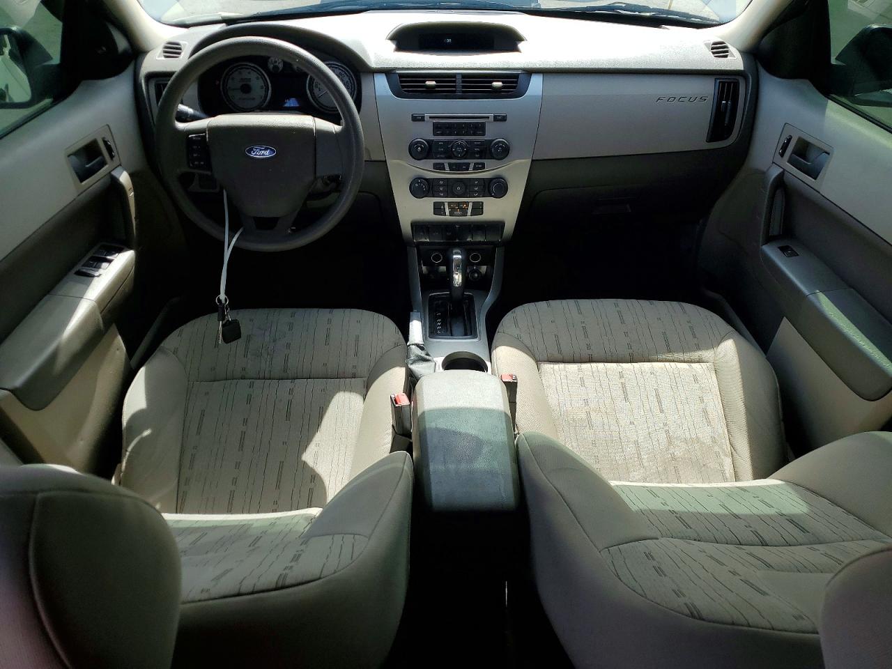 2009 Ford Focus Se White vin: 1FAHP35N49W209309