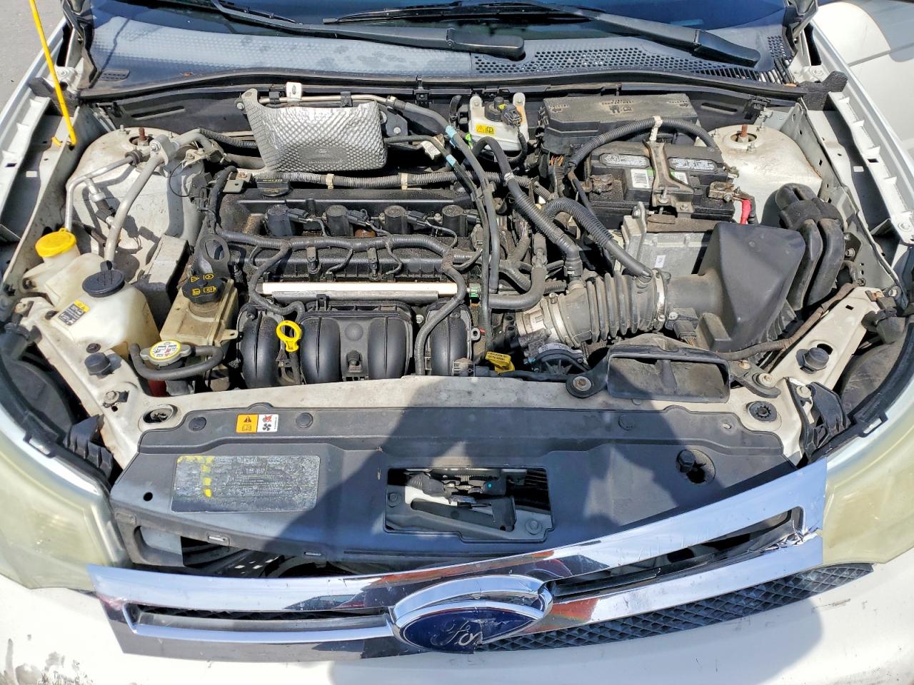 2009 Ford Focus Se White vin: 1FAHP35N49W209309