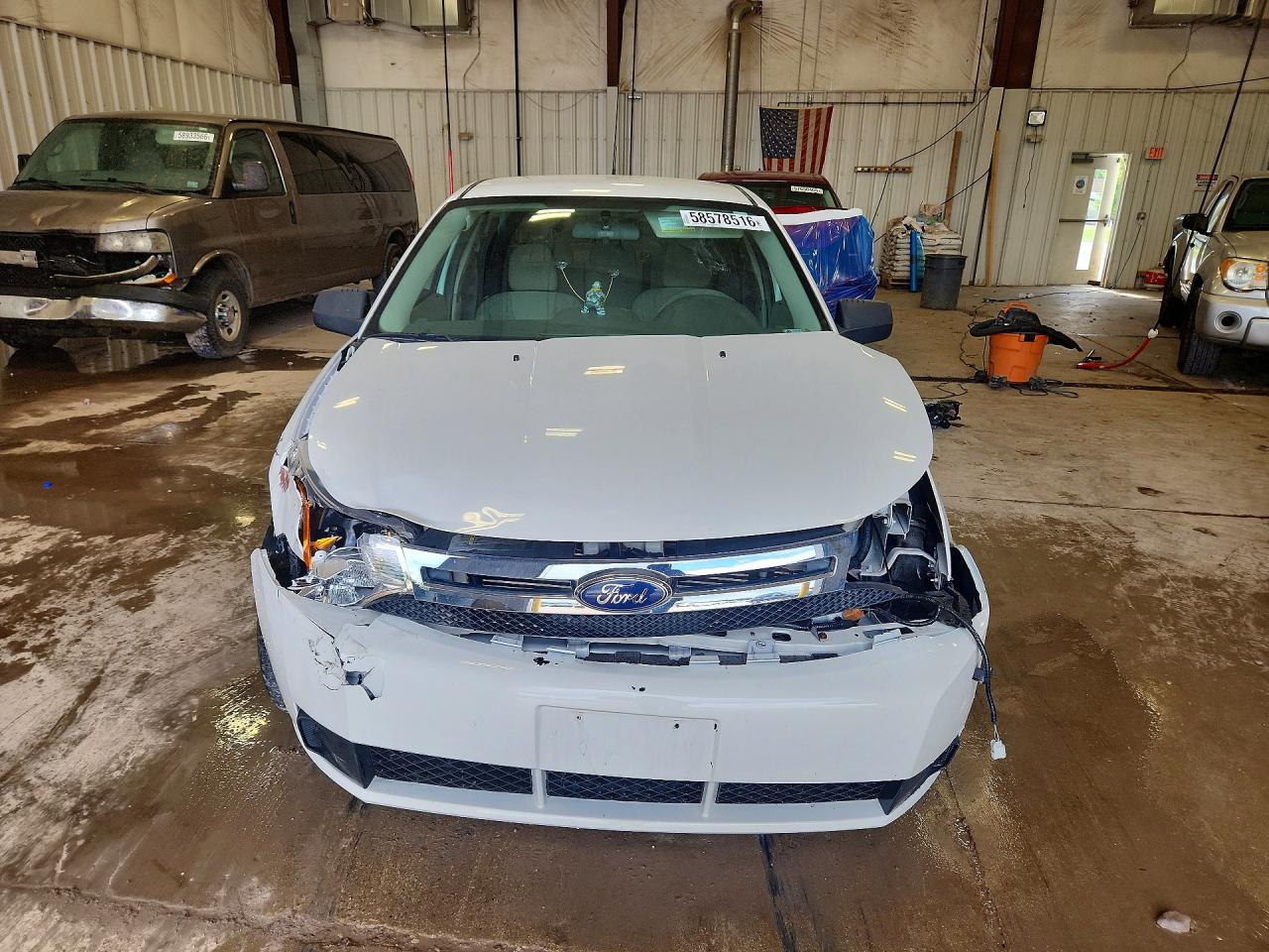 2009 Ford Focus Se Белый vin: 1FAHP35N49W230550