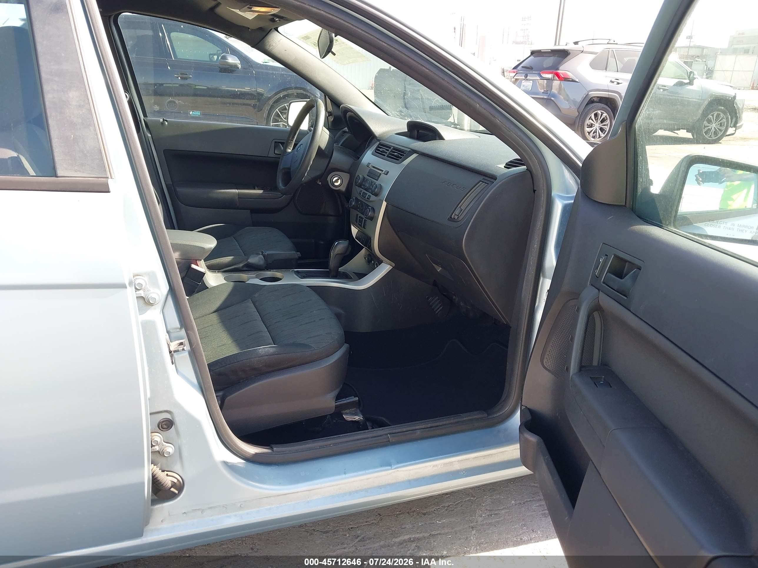 2009 Ford Focus Se Light Blue vin: 1FAHP35N49W264116