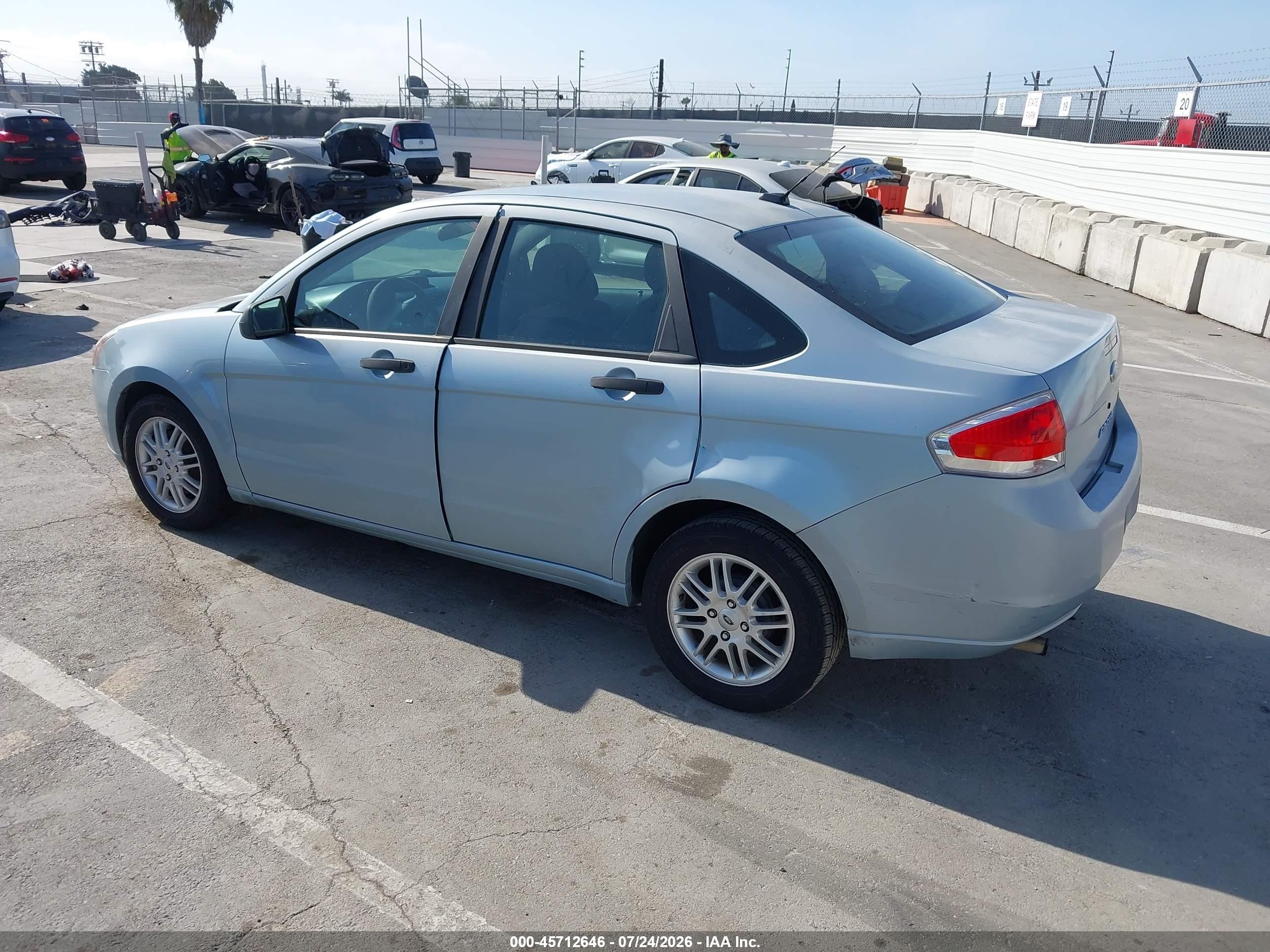 2009 Ford Focus Se Light Blue vin: 1FAHP35N49W264116