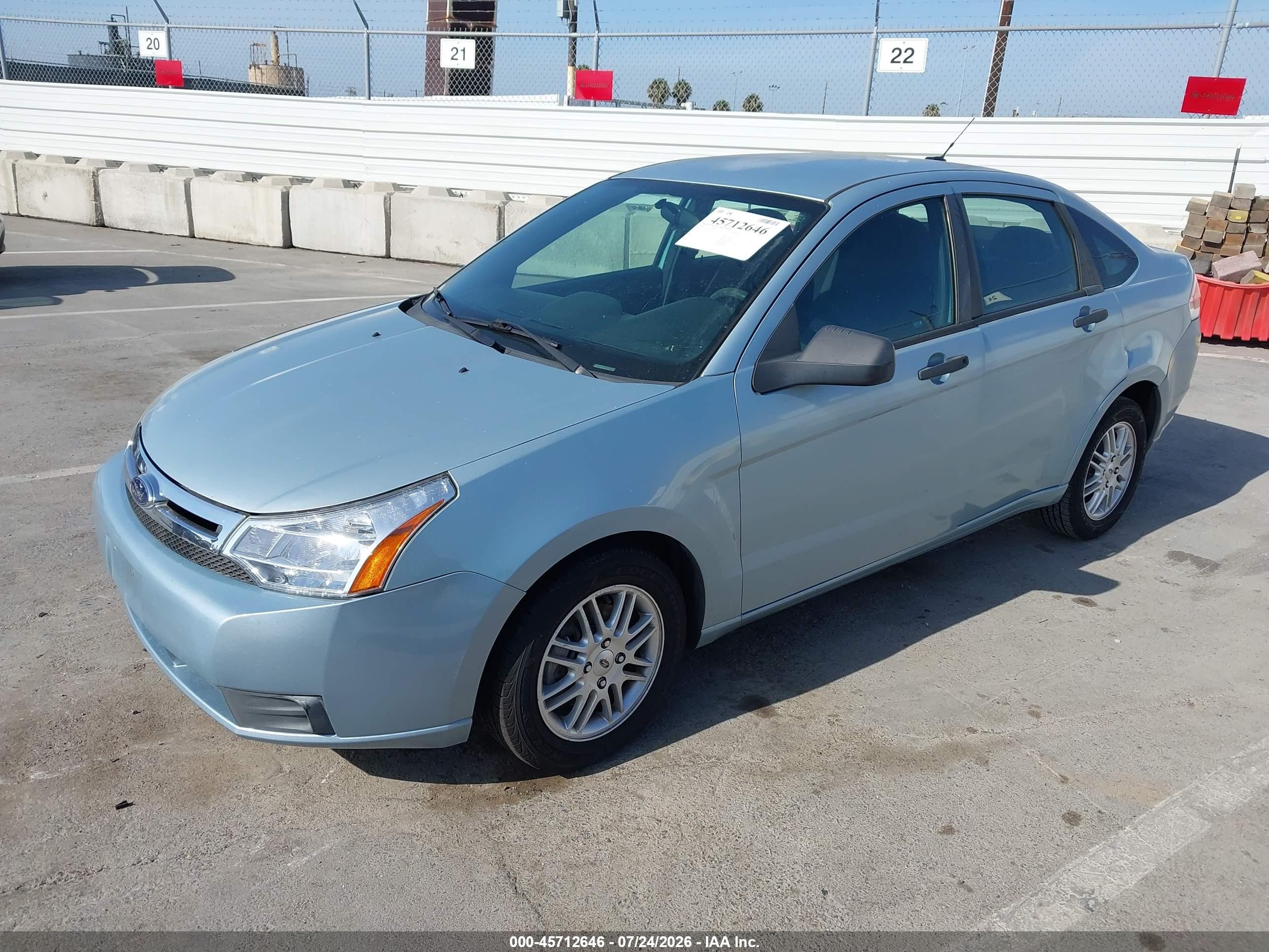 2009 Ford Focus Se Light Blue vin: 1FAHP35N49W264116