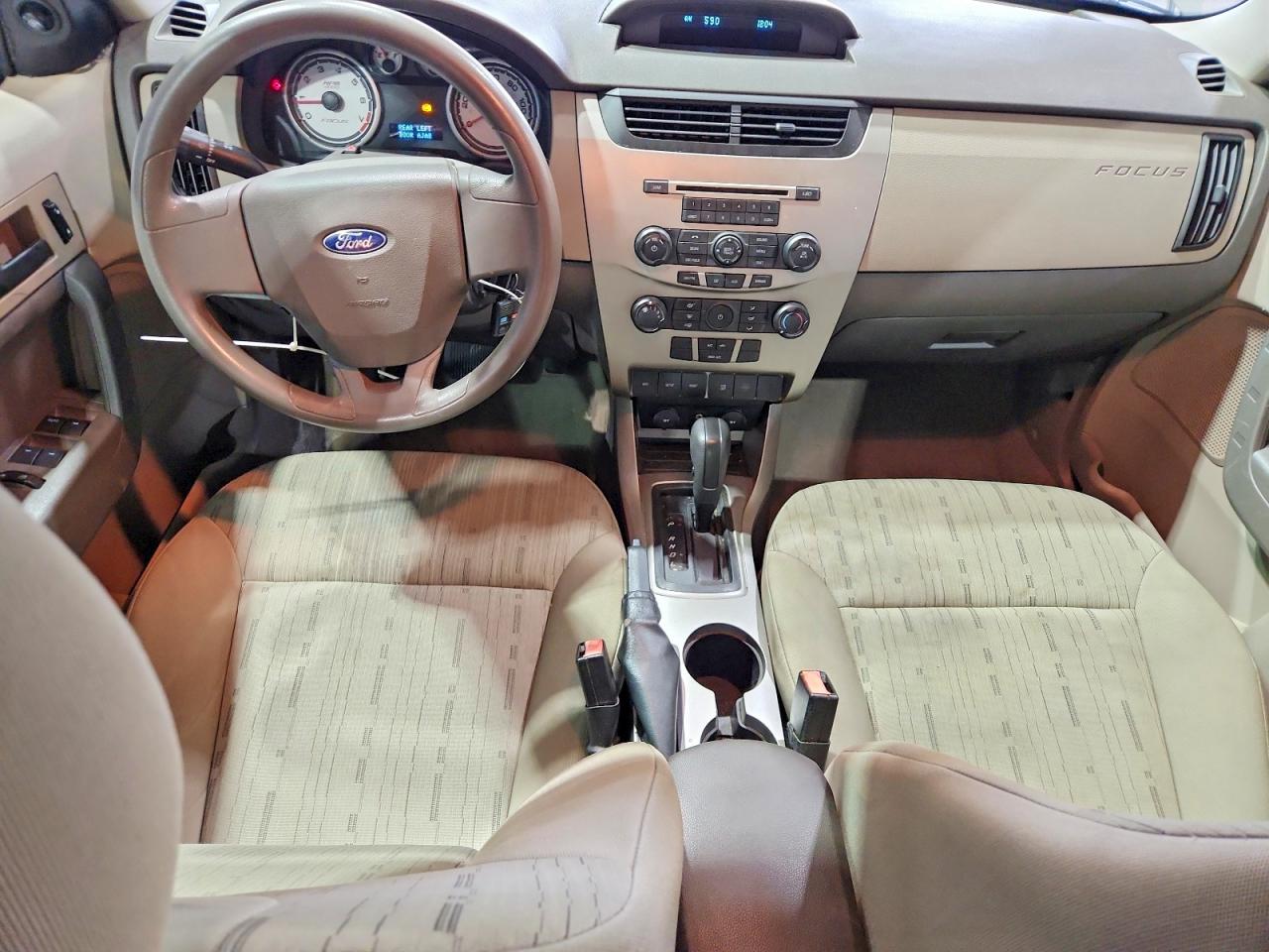 2008 Ford Focus Se White vin: 1FAHP35N58W148079
