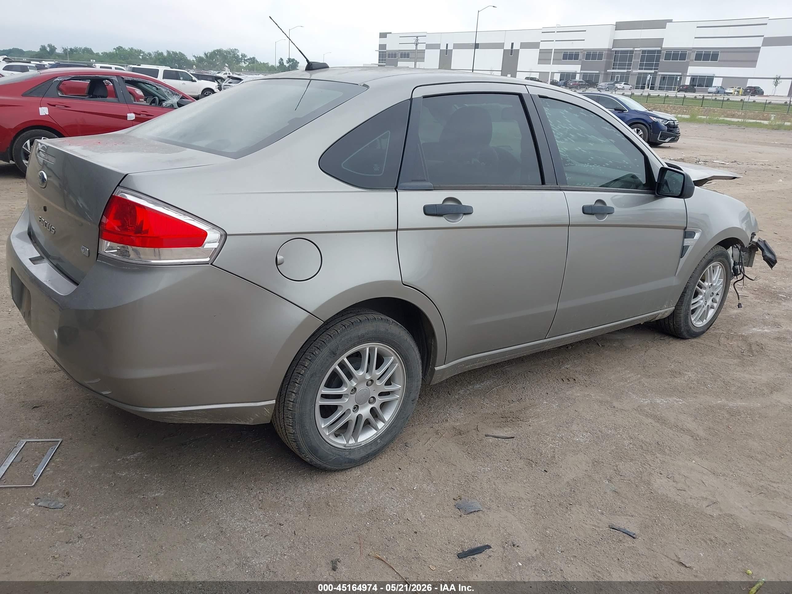 2008 Ford Focus Se/ses Tan vin: 1FAHP35N58W170969