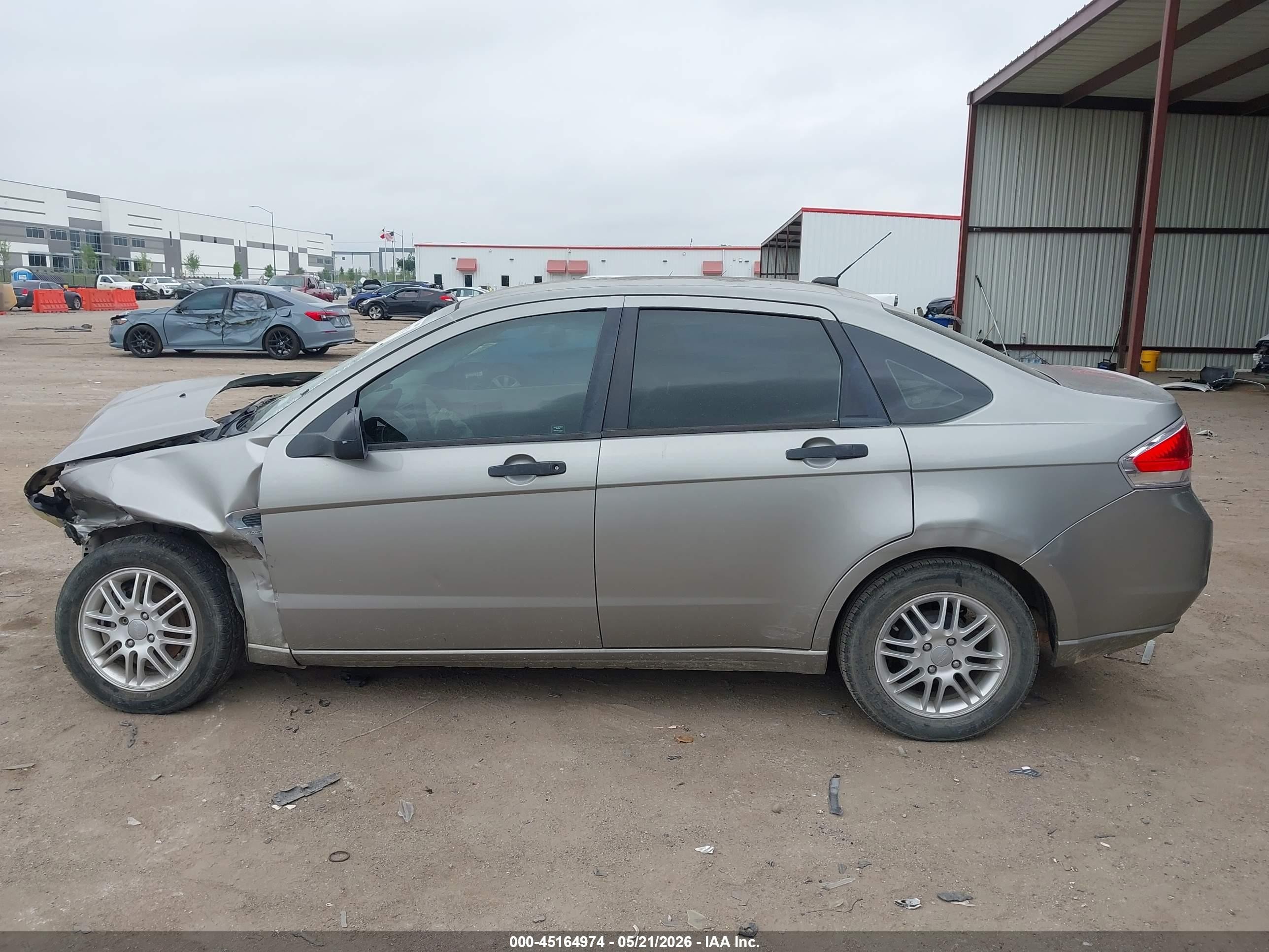 2008 Ford Focus Se/ses Tan vin: 1FAHP35N58W170969