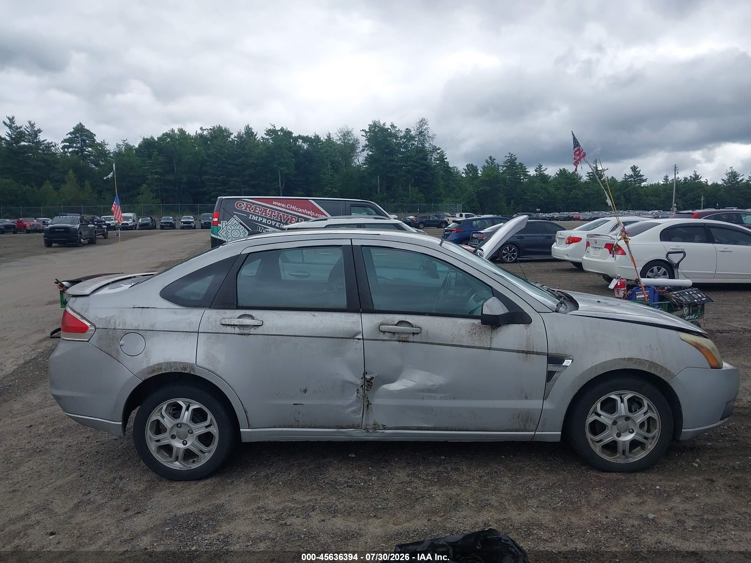 2008 Ford Focus Se/ses Серебряный vin: 1FAHP35N58W195256
