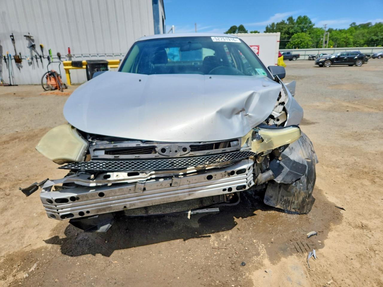 2008 Ford Focus Se Silver vin: 1FAHP35N58W209527