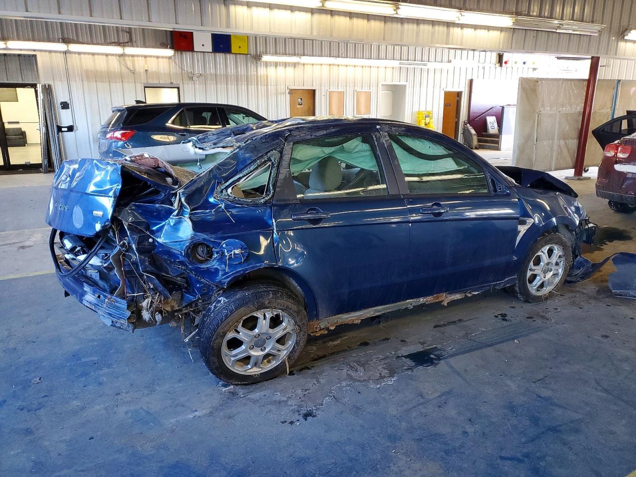 2008 Ford Focus Se Синий vin: 1FAHP35N58W220012