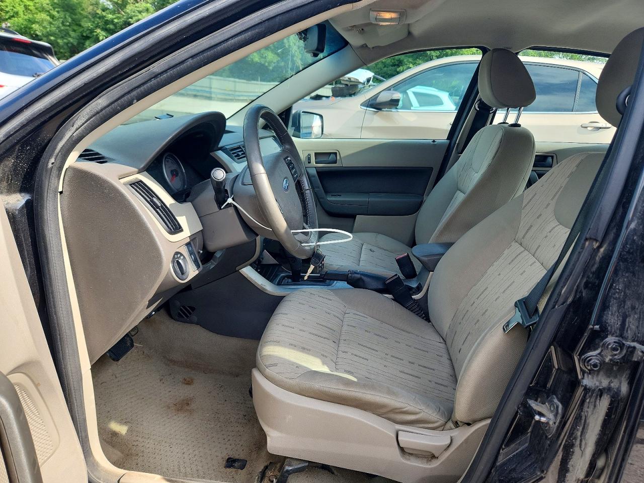 2008 Ford Focus Se Black vin: 1FAHP35N58W220849