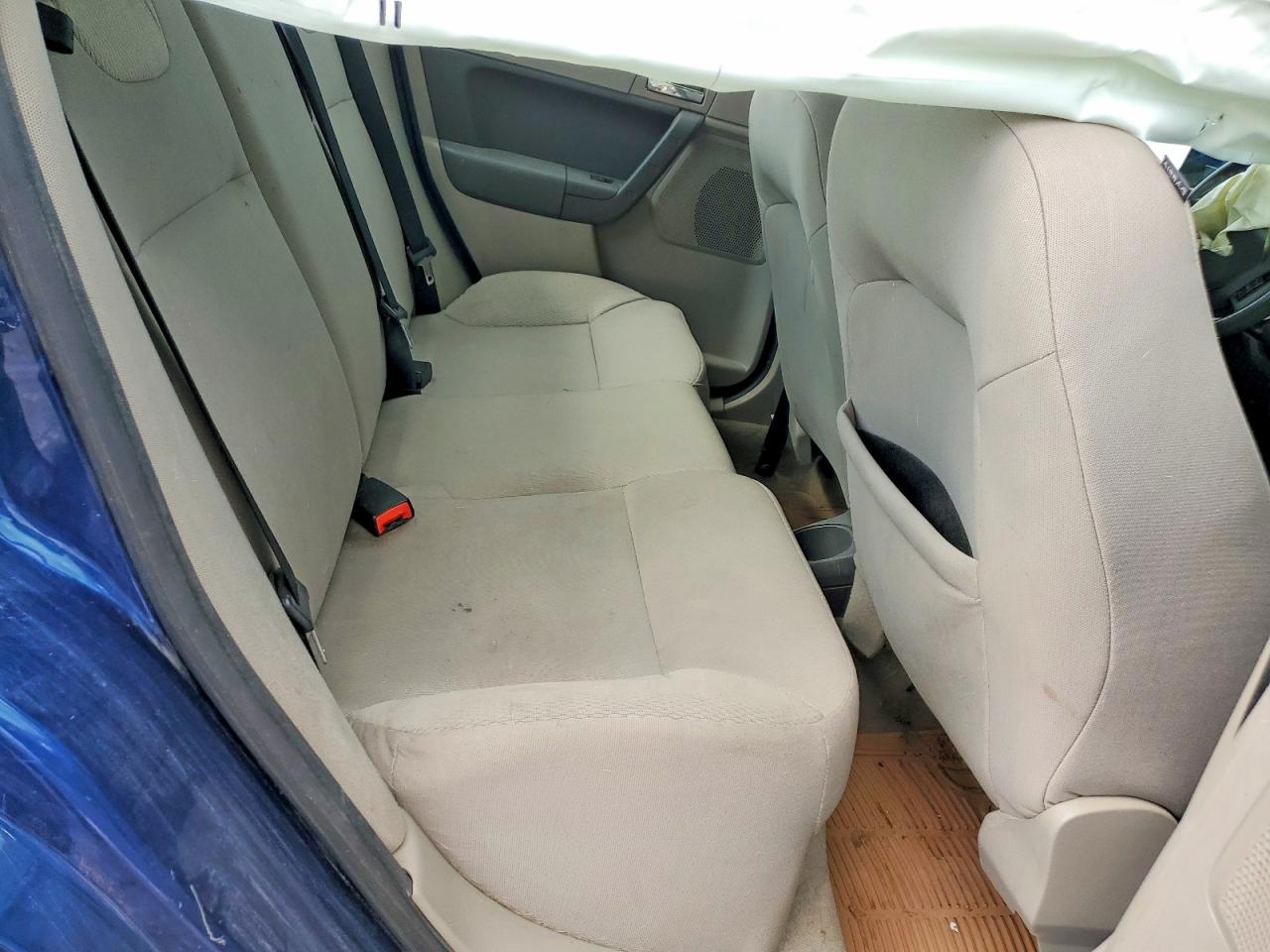 2008 Ford Focus Se Blue vin: 1FAHP35N58W242947