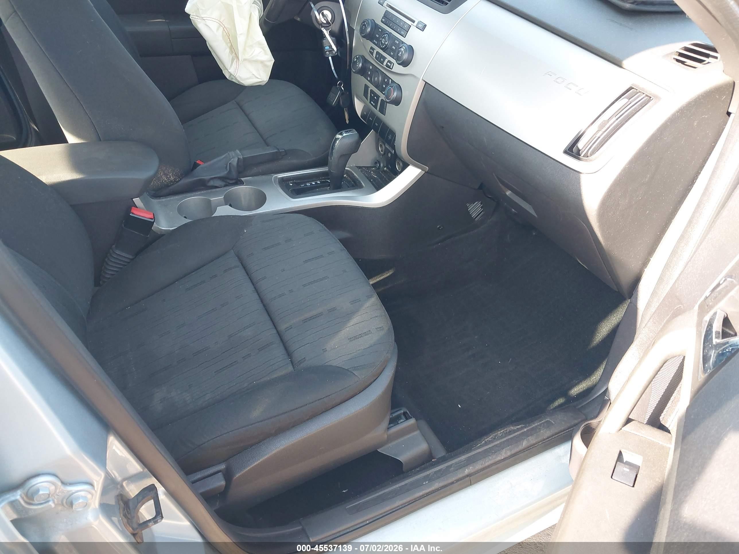 2008 Ford Focus Se/ses Синий vin: 1FAHP35N58W244729