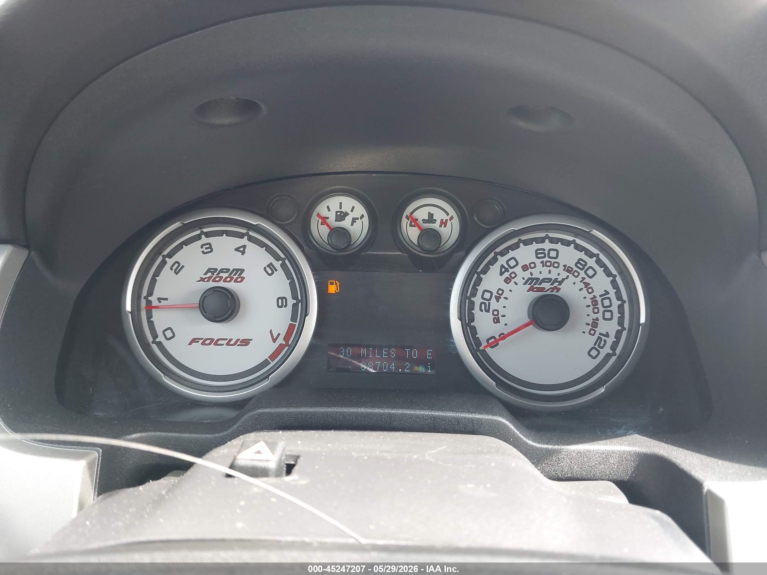 2008 Ford Focus Se/ses Silver vin: 1FAHP35N58W252555