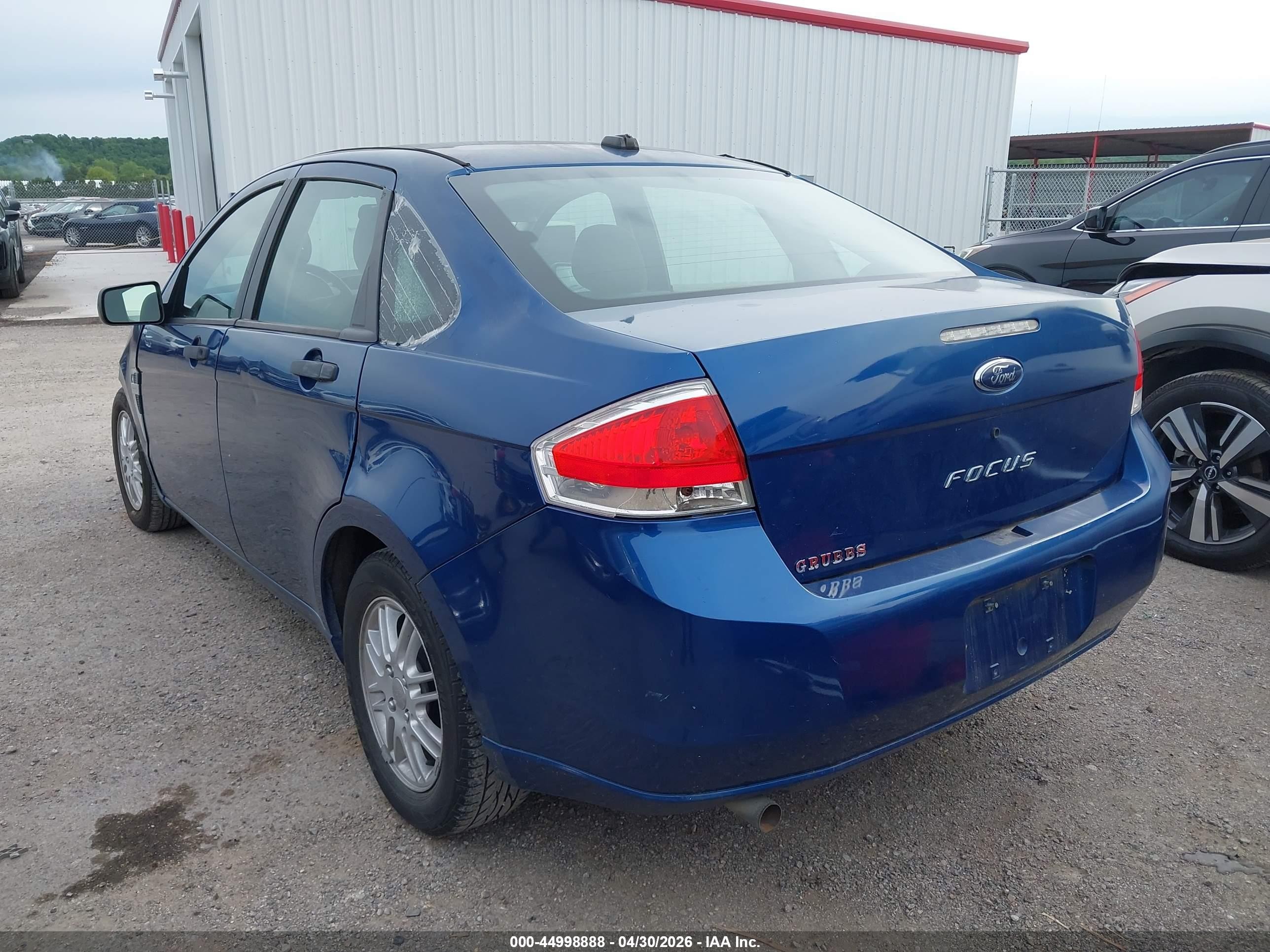 2008 Ford Focus Se/ses Blue vin: 1FAHP35N58W294174