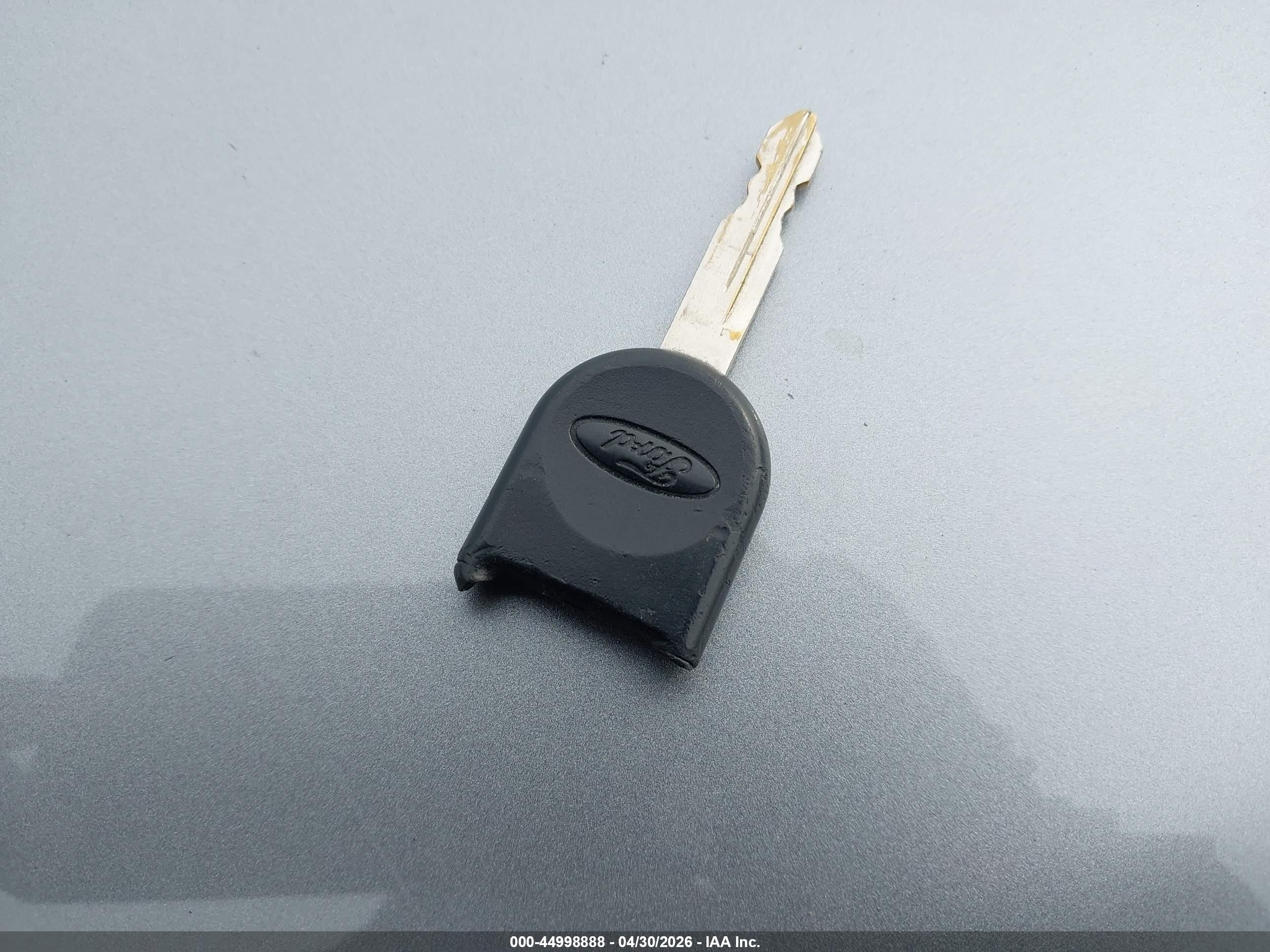 2008 Ford Focus Se/ses Blue vin: 1FAHP35N58W294174