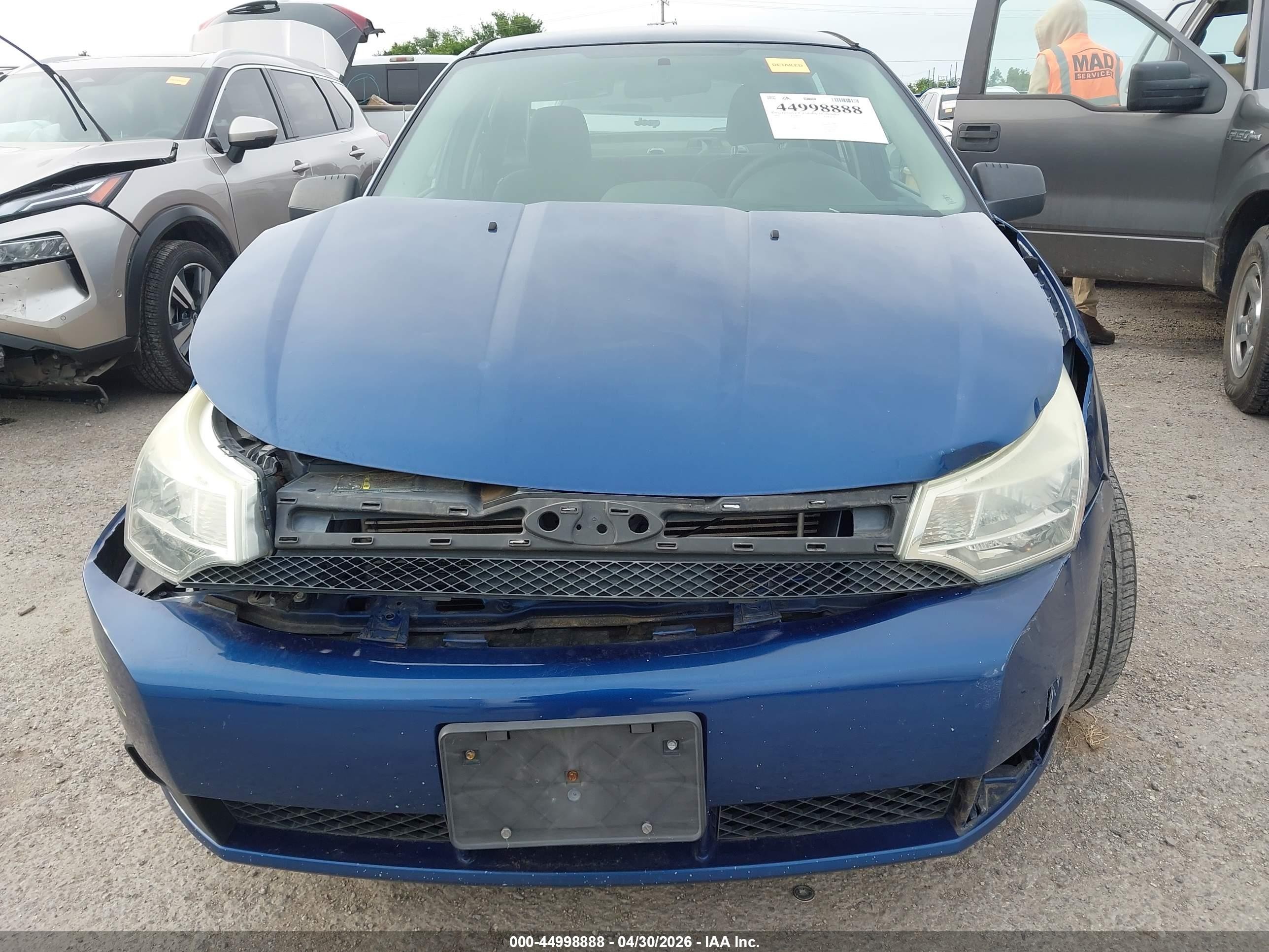 2008 Ford Focus Se/ses Blue vin: 1FAHP35N58W294174