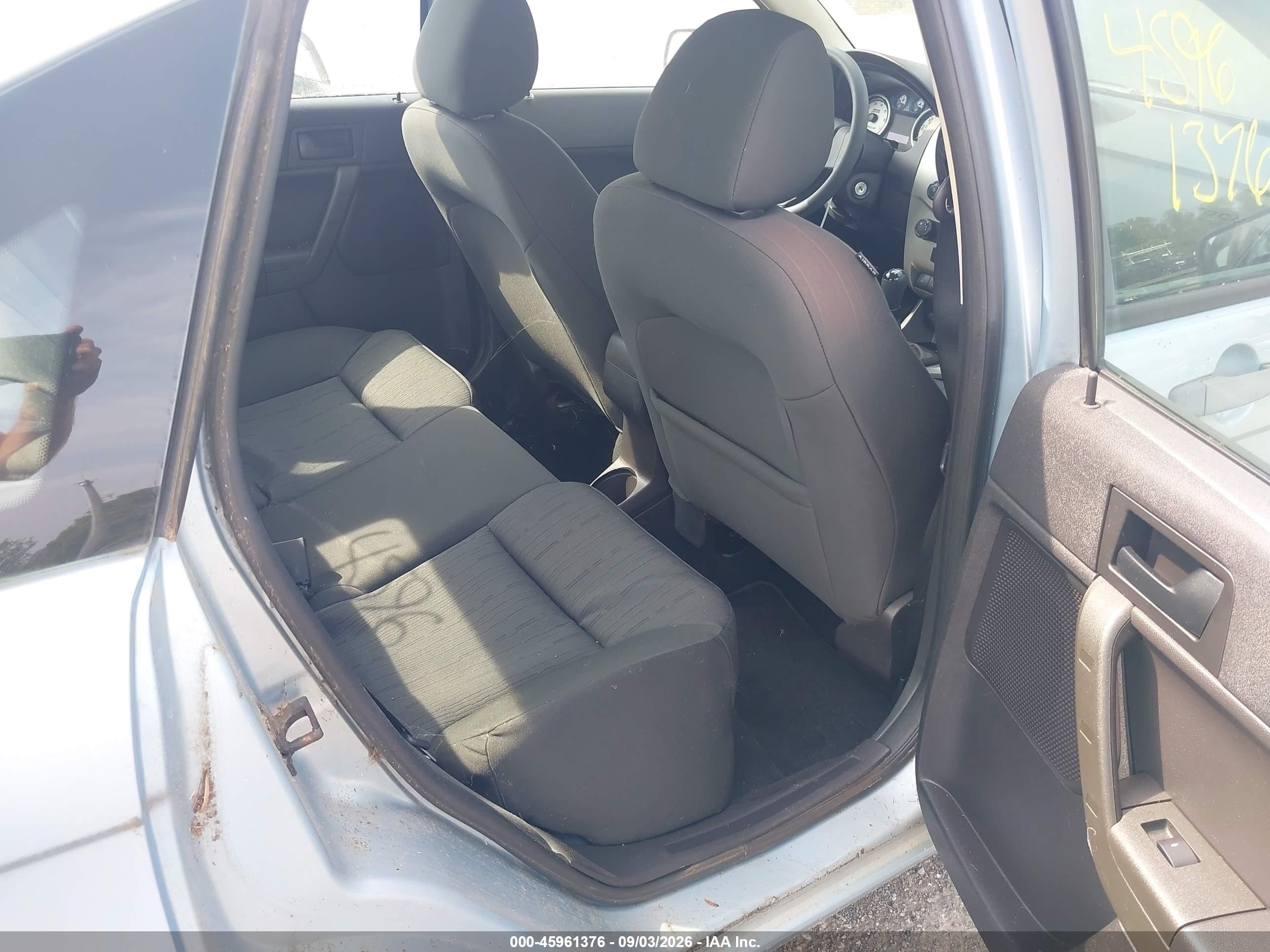 2008 Ford Focus Se/ses Blue vin: 1FAHP35N58W296054