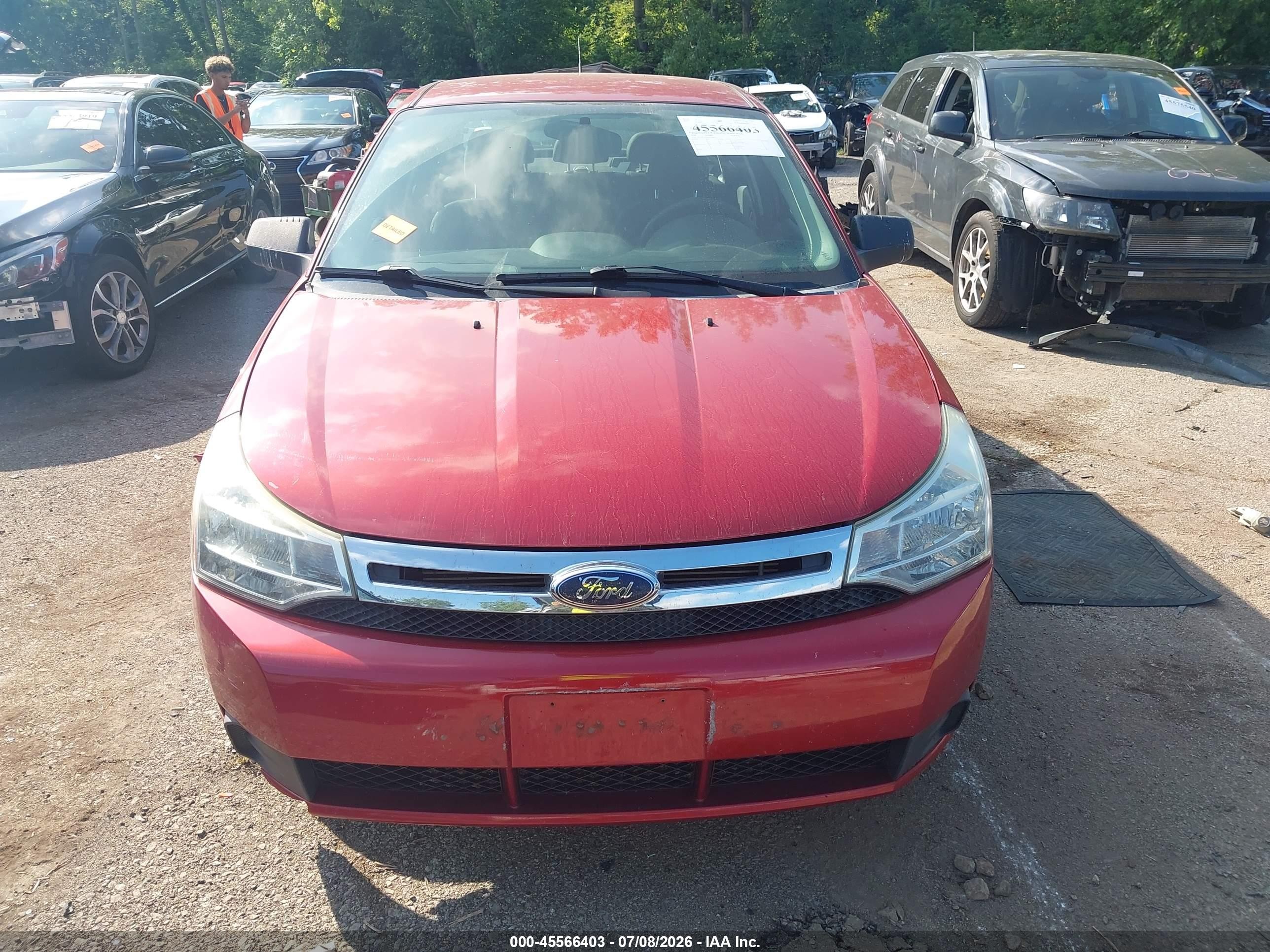 2009 Ford Focus Se Red vin: 1FAHP35N59W160833