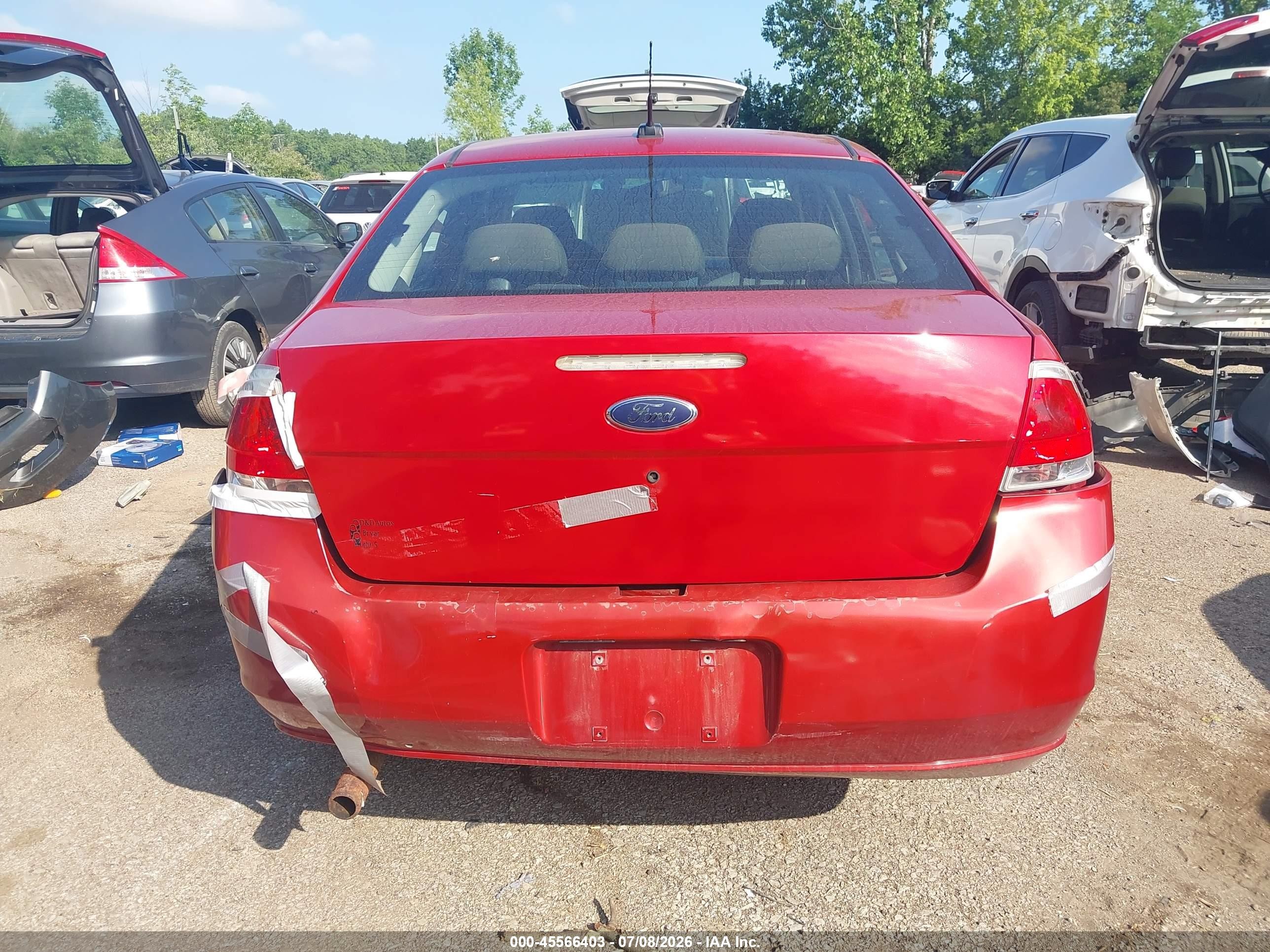 2009 Ford Focus Se Red vin: 1FAHP35N59W160833