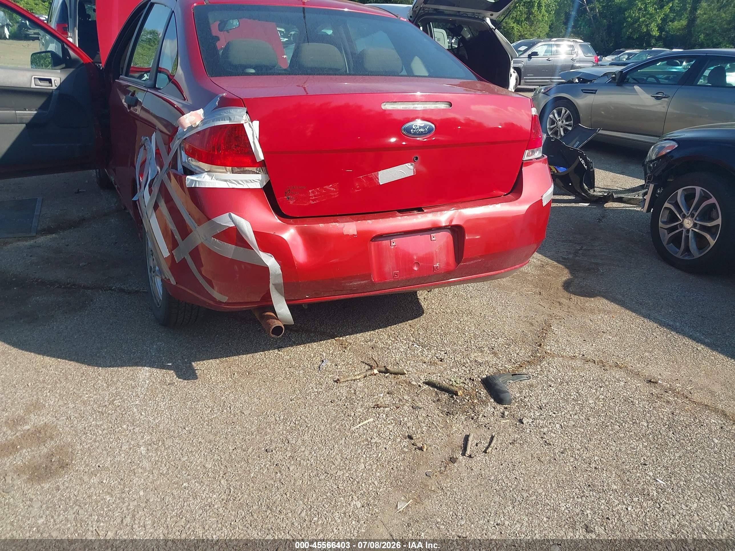 2009 Ford Focus Se Red vin: 1FAHP35N59W160833