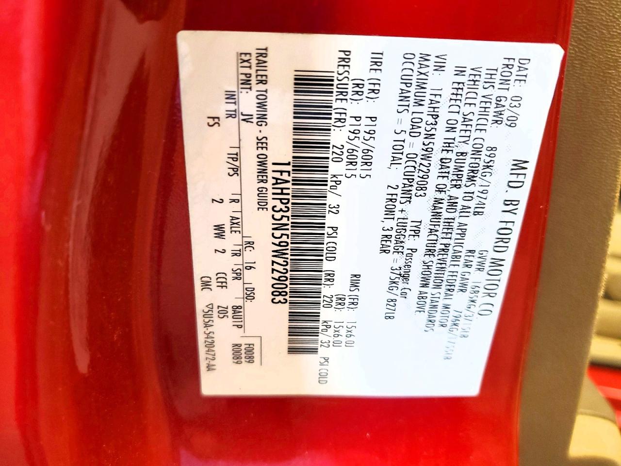2009 Ford Focus Se Red vin: 1FAHP35N59W229083