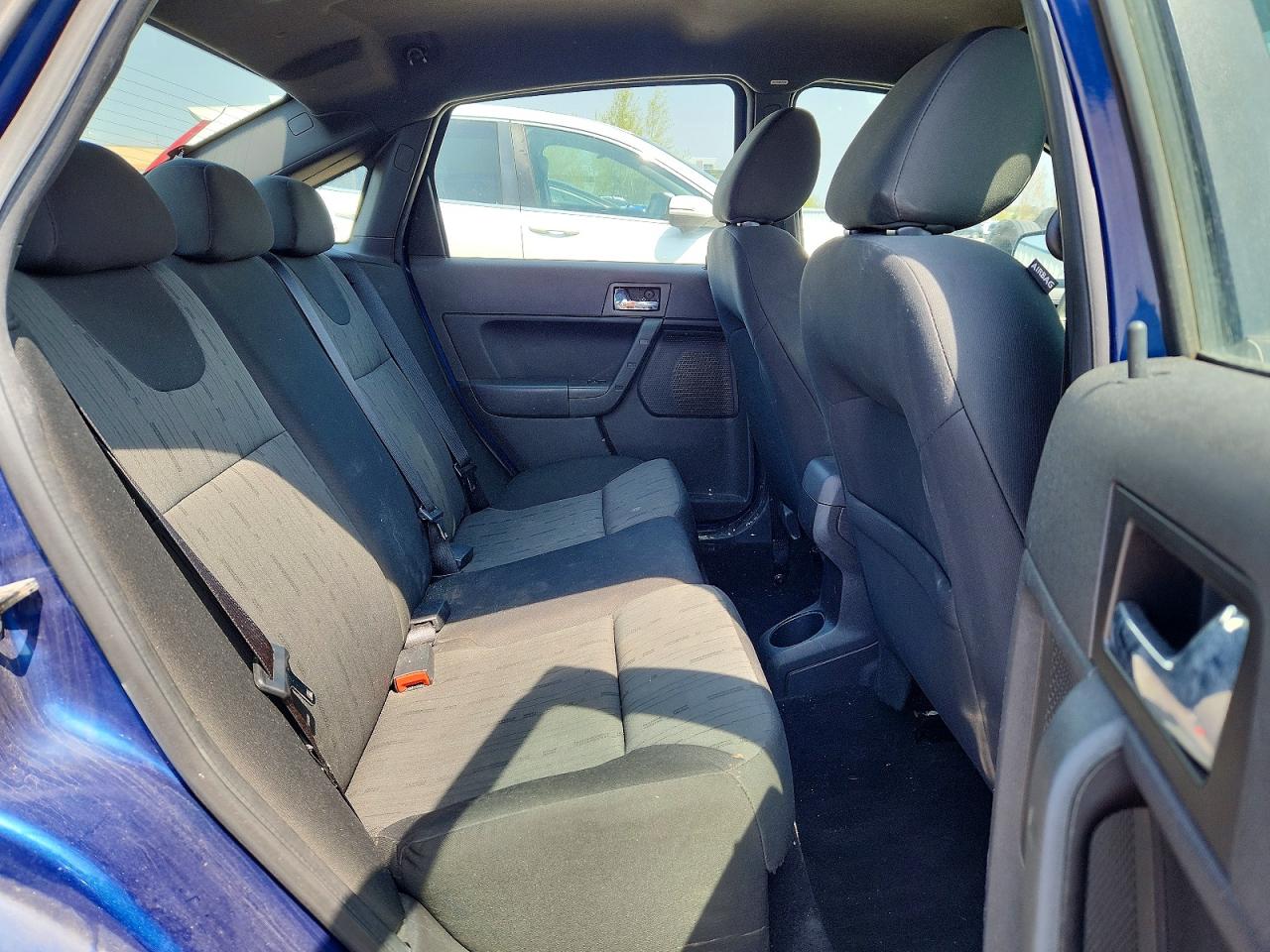 2009 Ford Focus Se Blue vin: 1FAHP35N59W239516