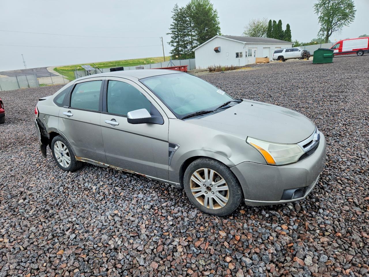 2008 Ford Focus Se Silver vin: 1FAHP35N68W116161