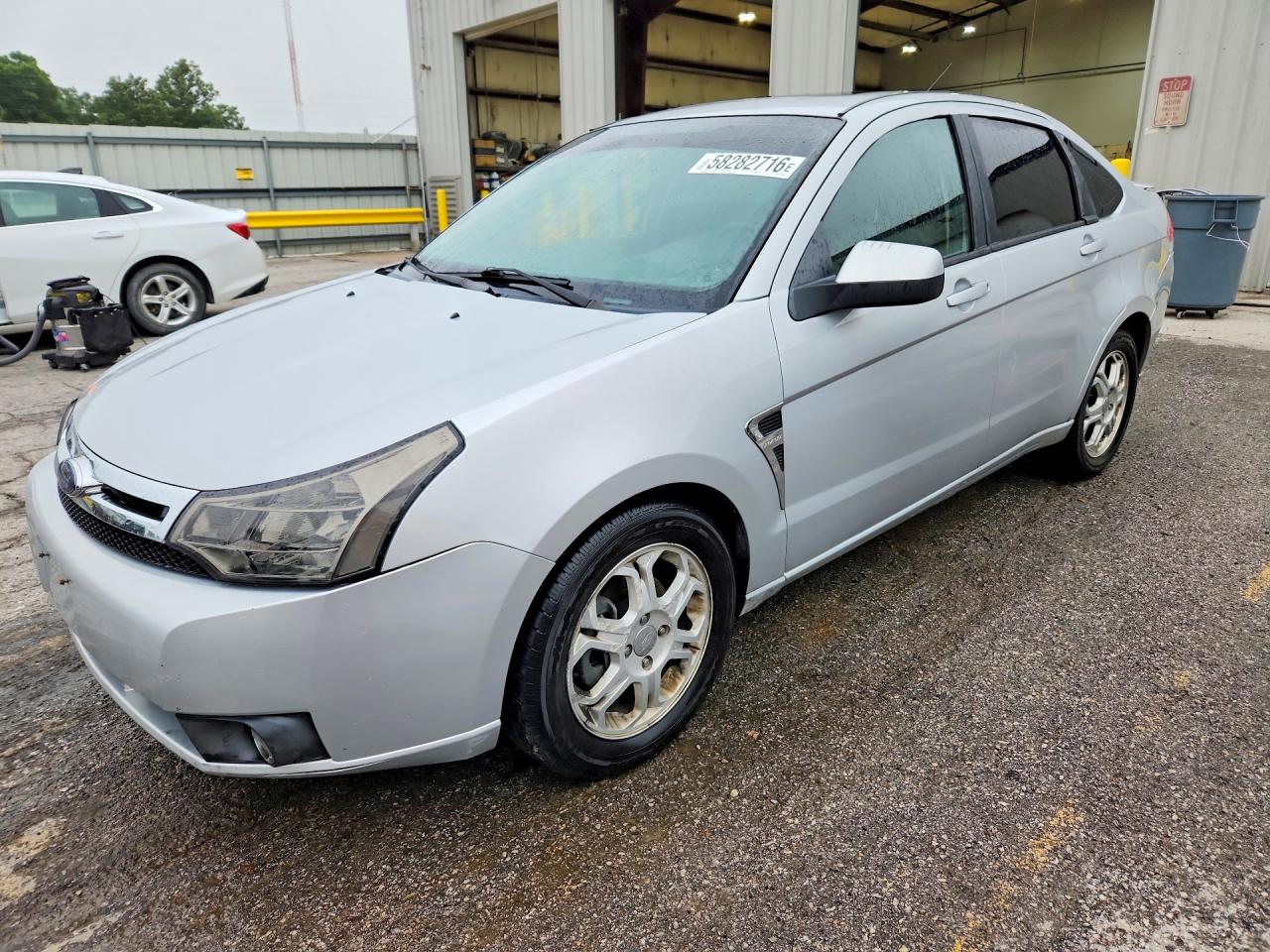2008 Ford Focus Se Silver vin: 1FAHP35N68W178966