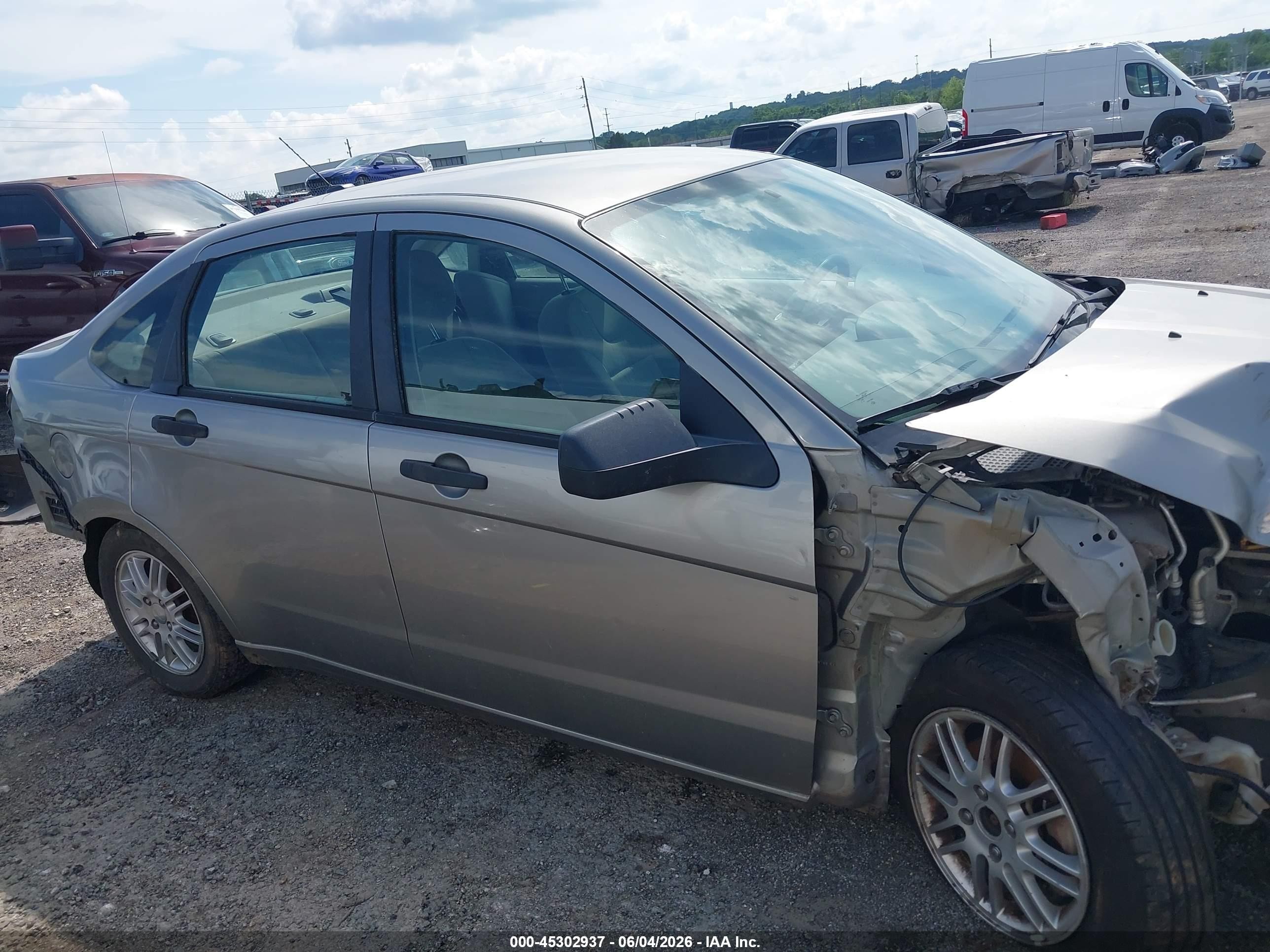 2008 Ford Focus Se/ses Gray vin: 1FAHP35N68W182385