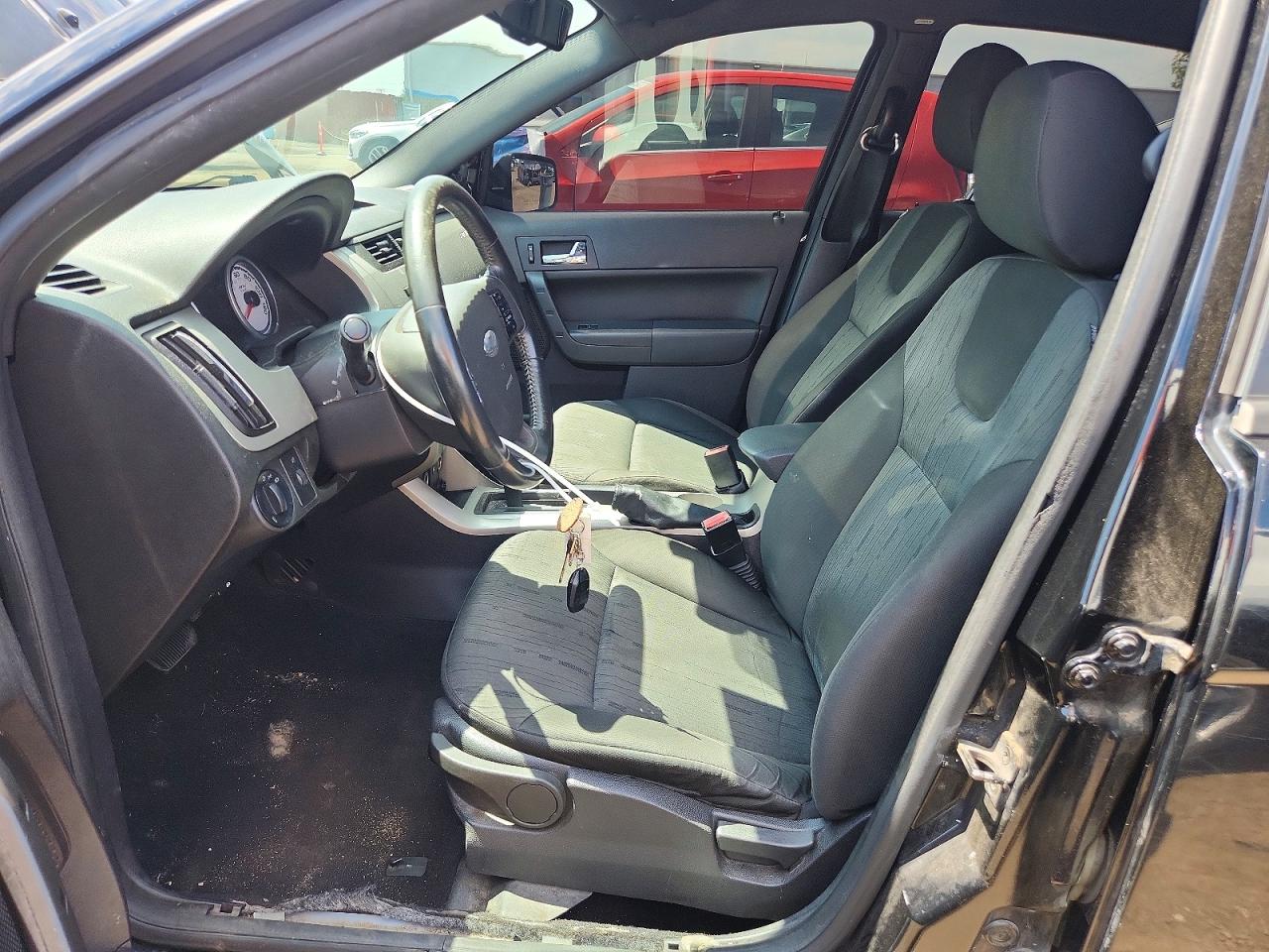 2008 Ford Focus Se Black vin: 1FAHP35N68W185514