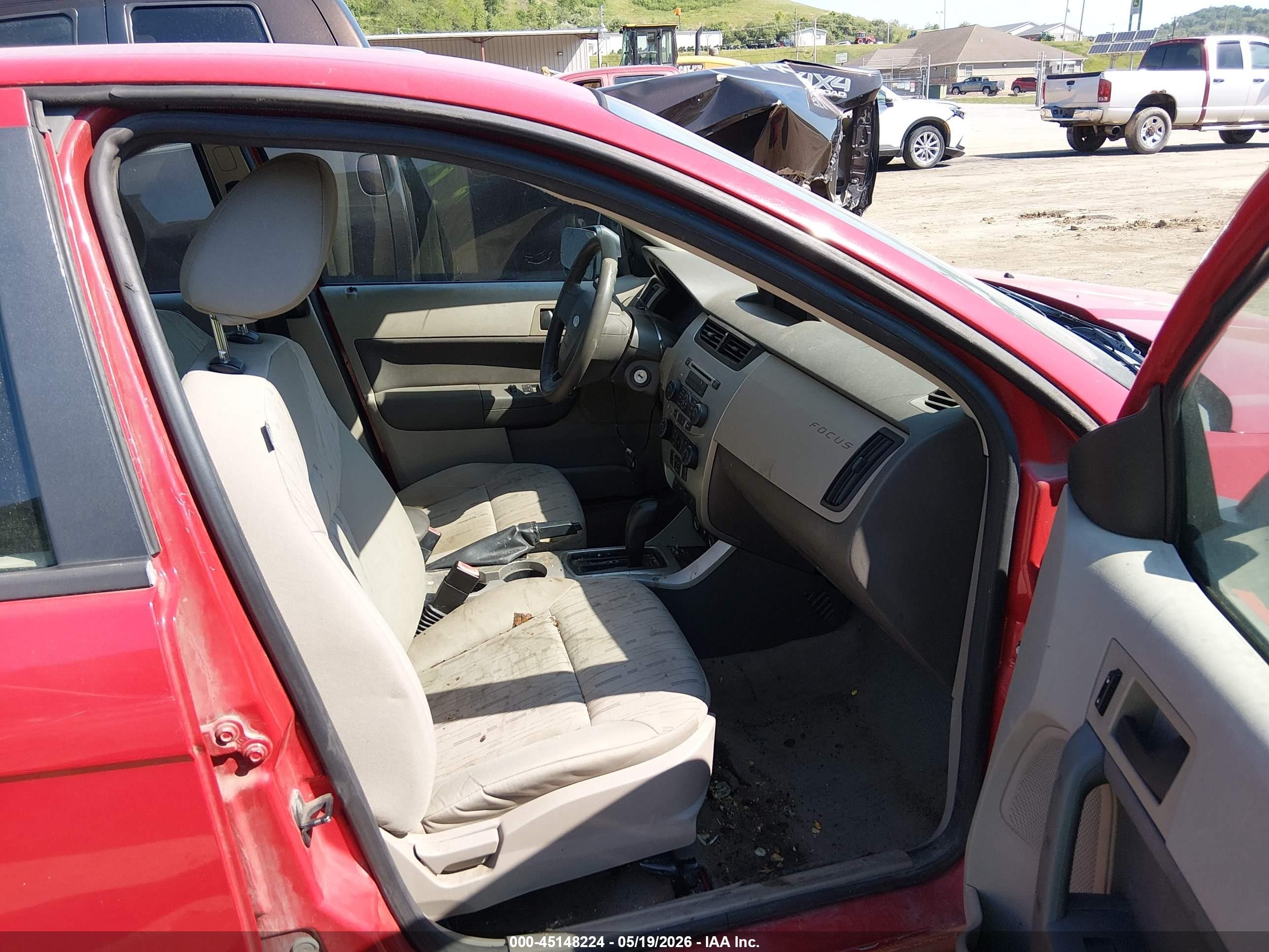 2008 Ford Focus Se/ses Red vin: 1FAHP35N68W204868