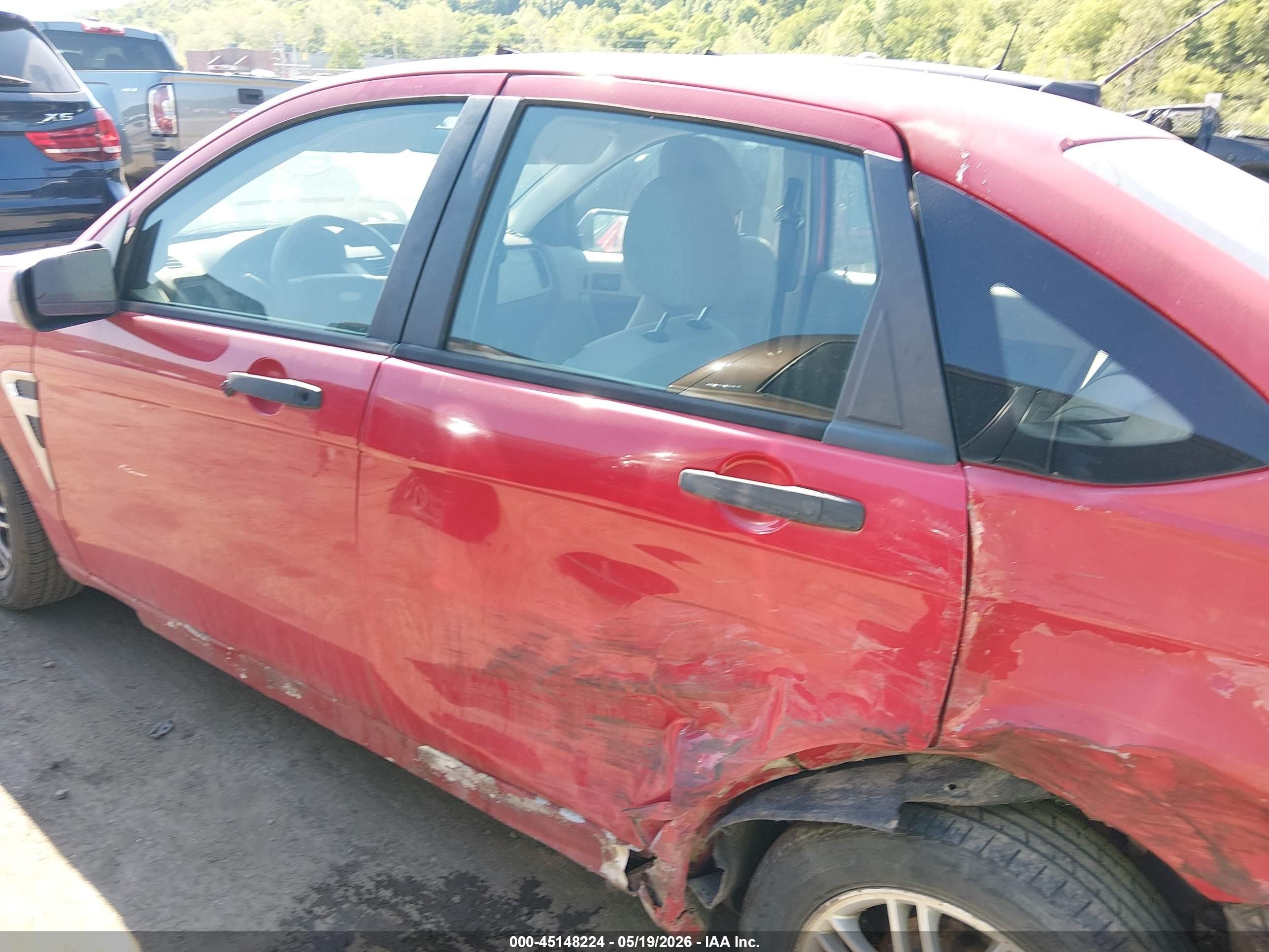 2008 Ford Focus Se/ses Red vin: 1FAHP35N68W204868