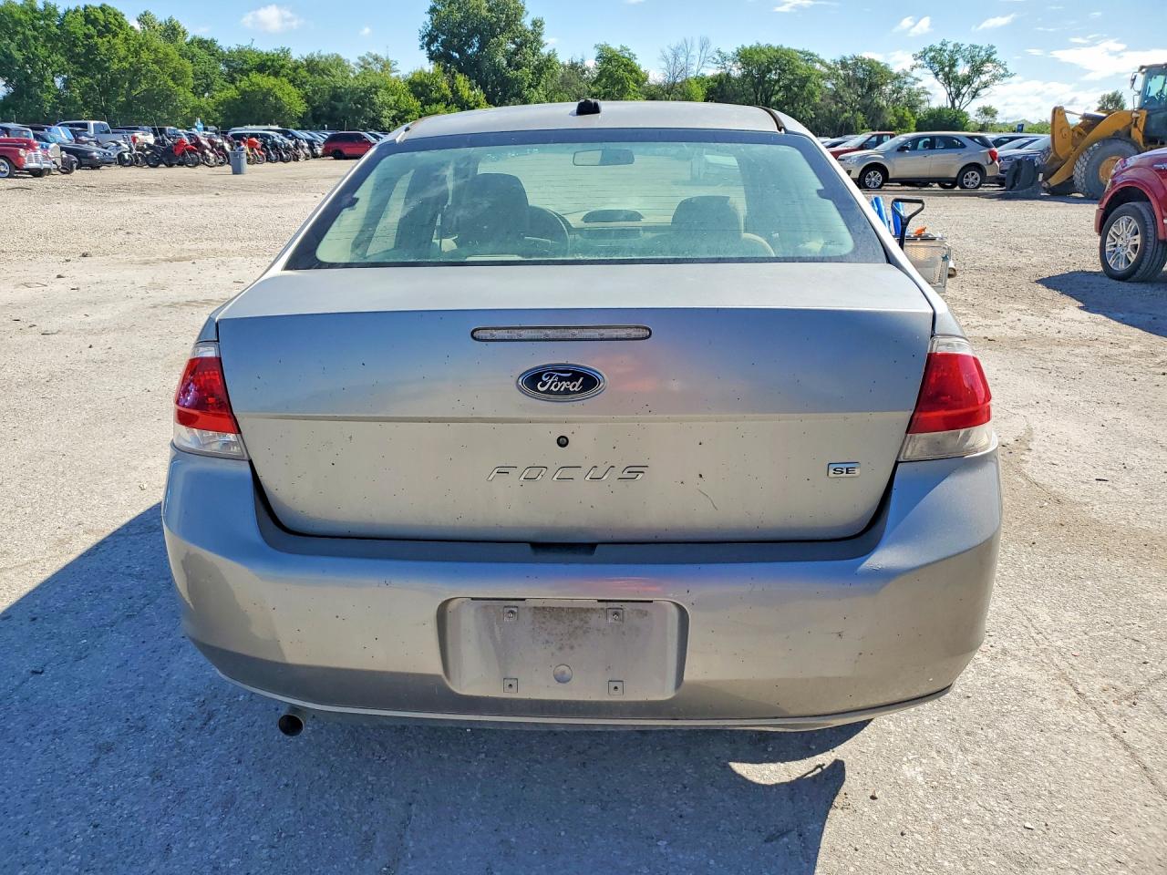 2008 Ford Focus Se Tan vin: 1FAHP35N68W230404