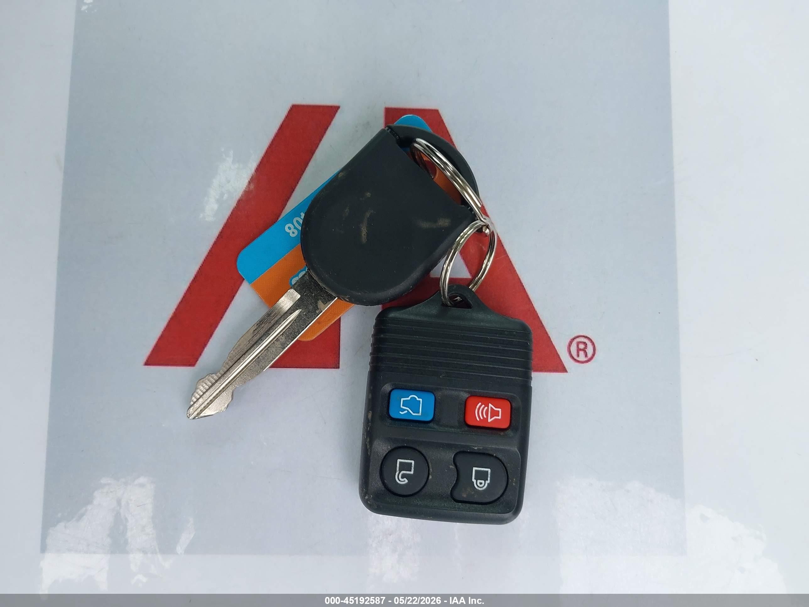 2008 Ford Focus Se/ses Синий vin: 1FAHP35N68W243668