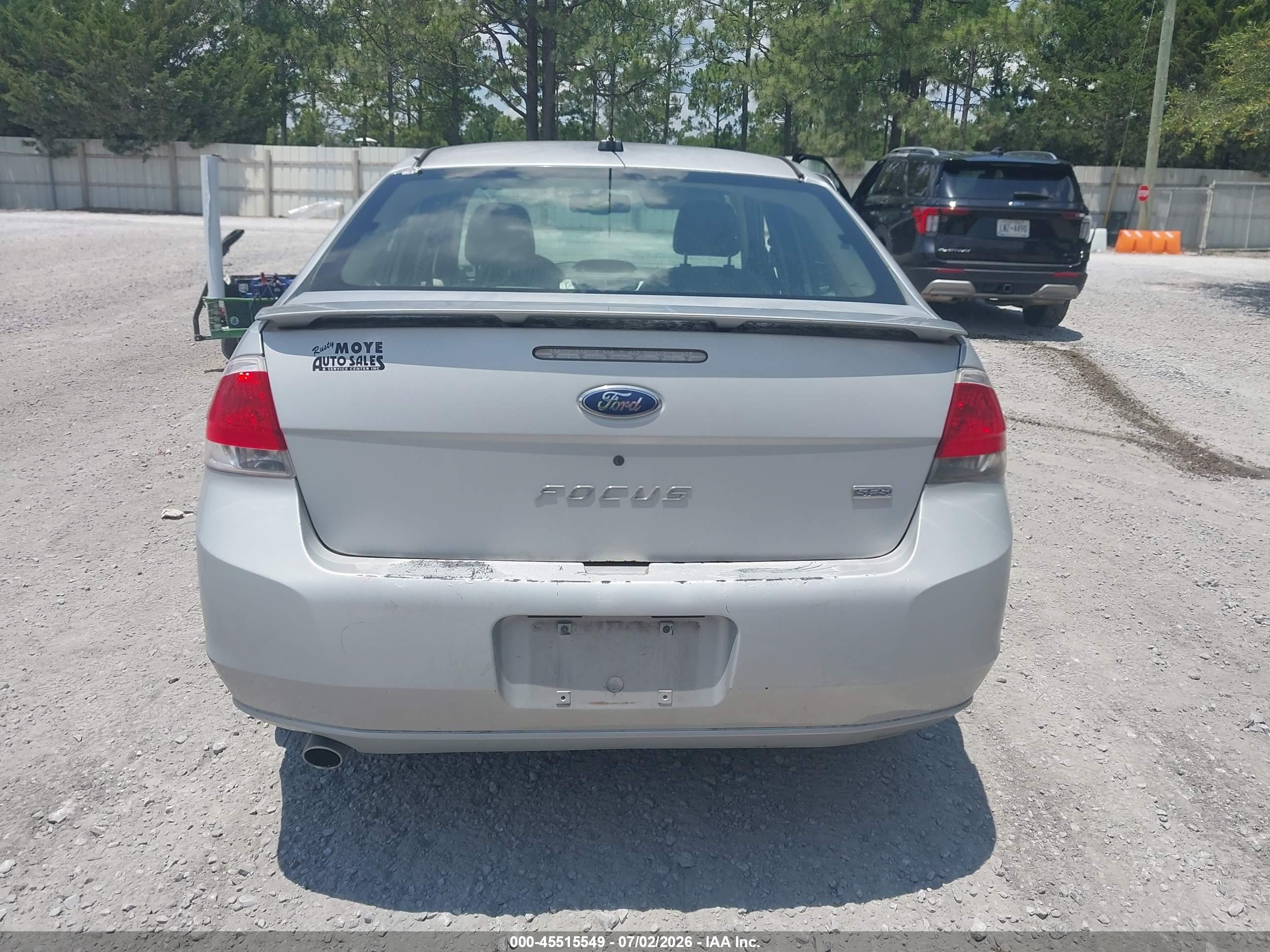 2008 Ford Focus Ses Silver vin: 1FAHP35N68W273589
